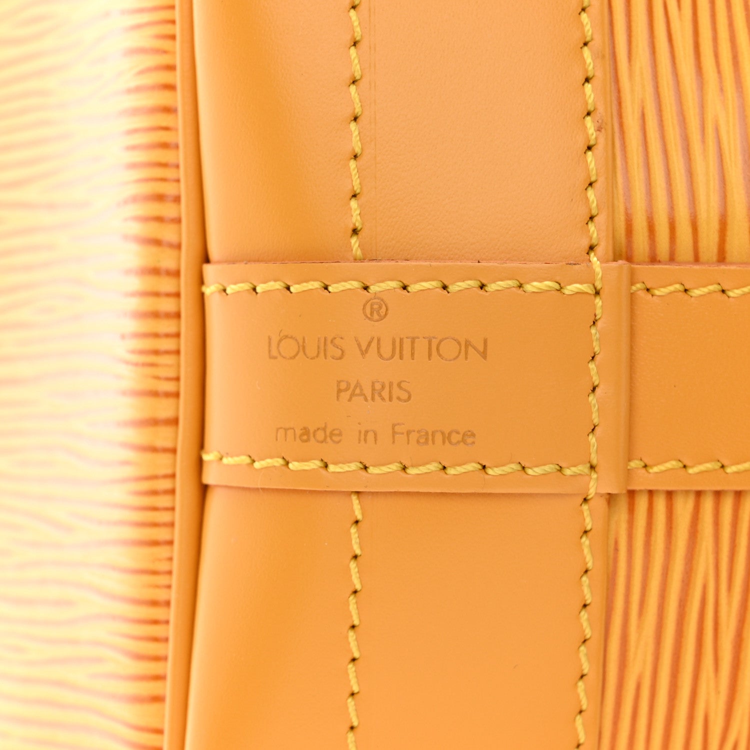 Louis Vuitton LOUIS VUITTON Epi Noe Tassil 6 of 10