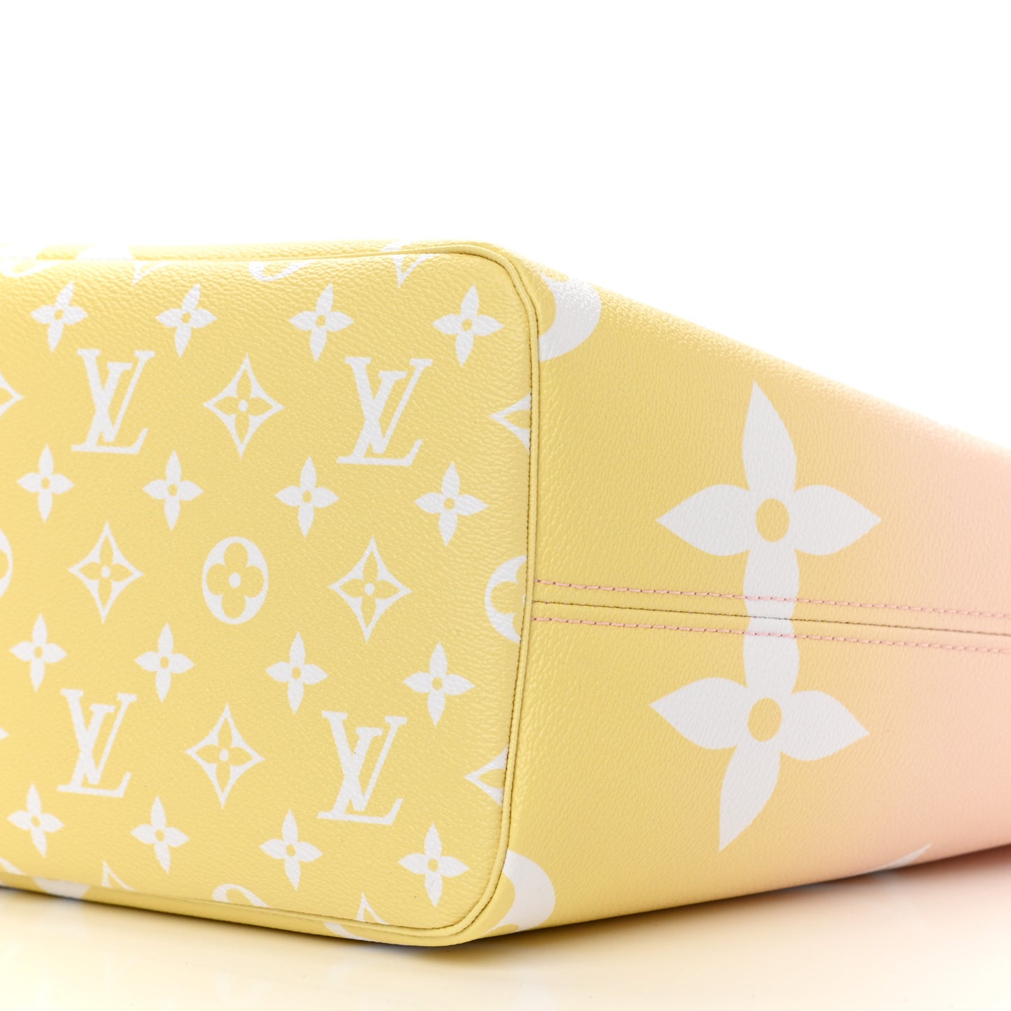 Monogram Giant By The Pool Neverfull MM Light Pink