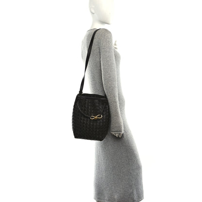 Bottega Veneta Nappa Intrecciato Small Andiamo Bucket Bag Fondant 2 of 11