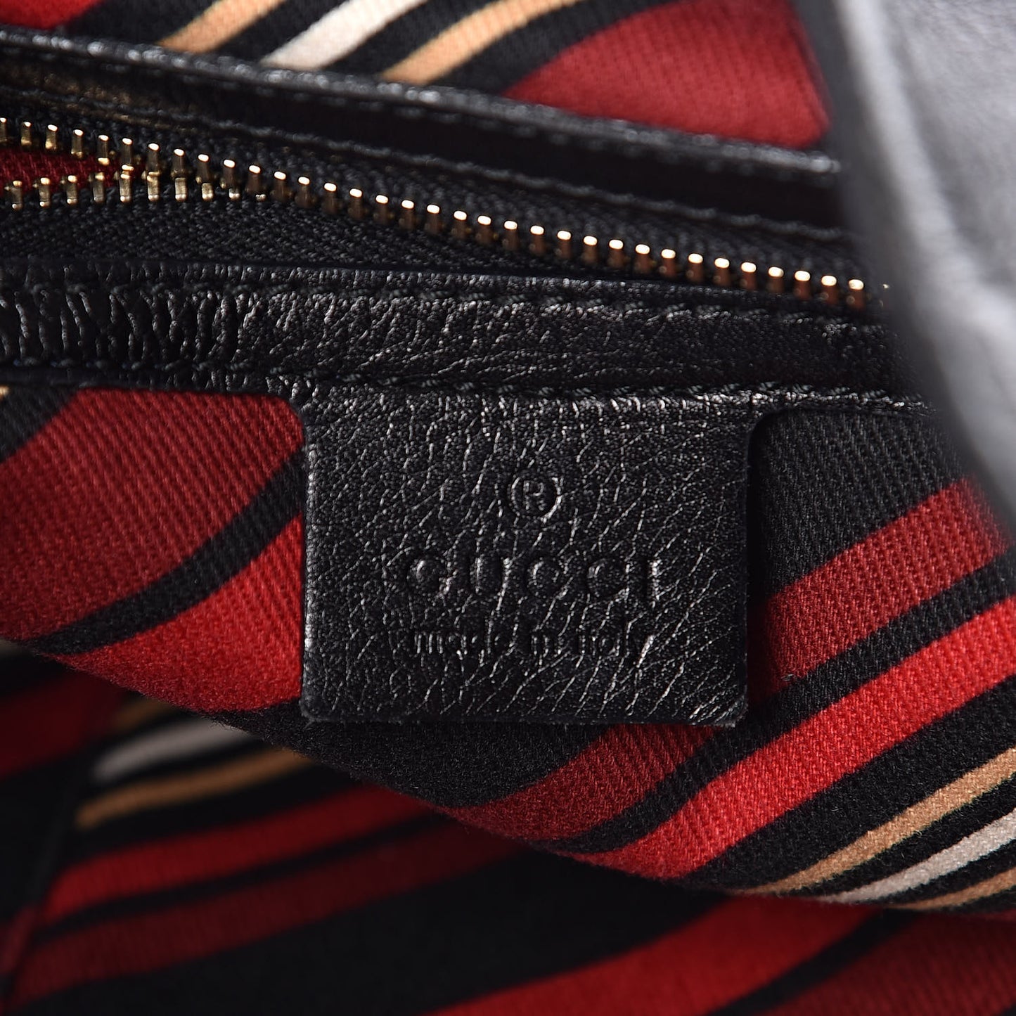 Calfskin Medium Britt Hobo Black