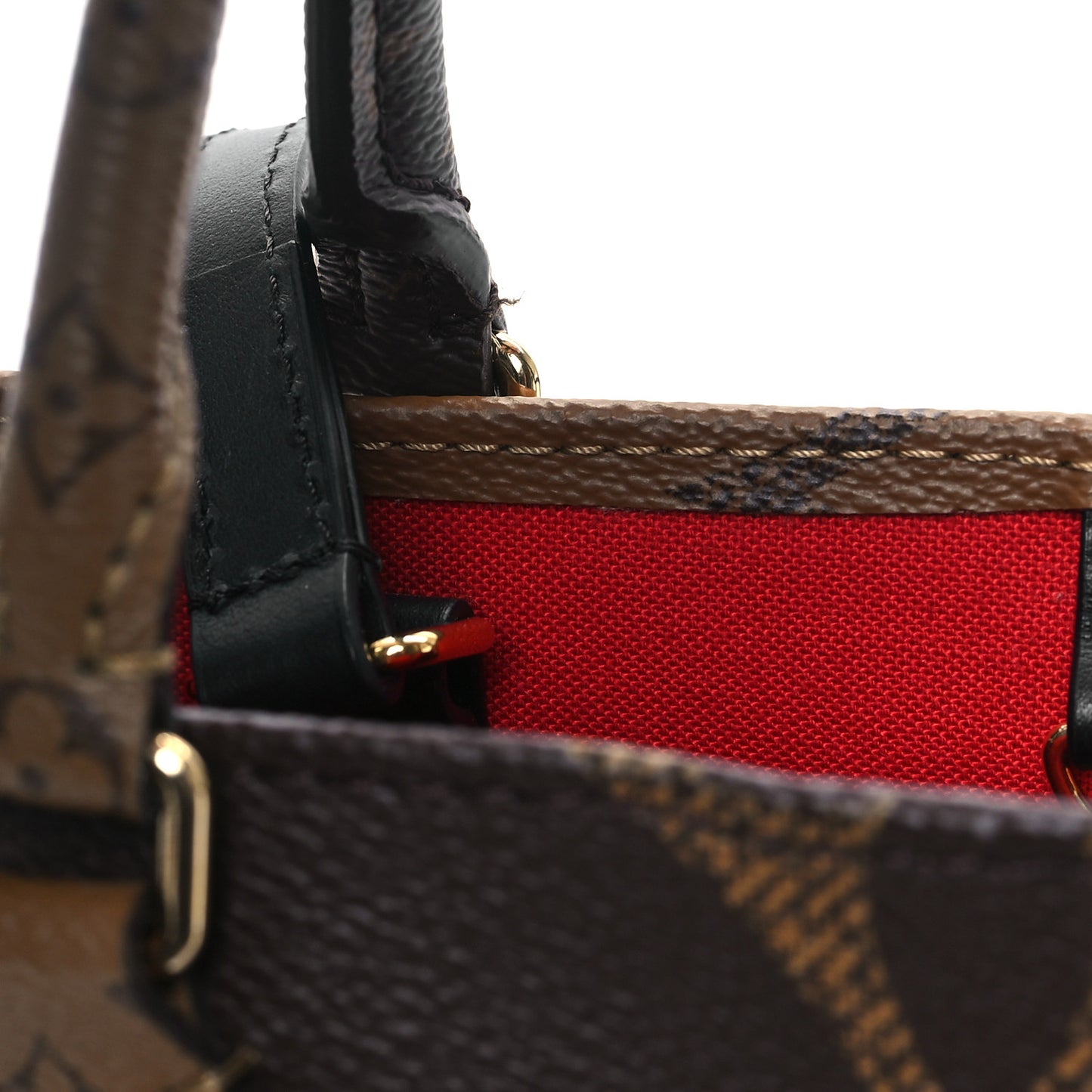 Reverse Monogram Giant Onthego MM