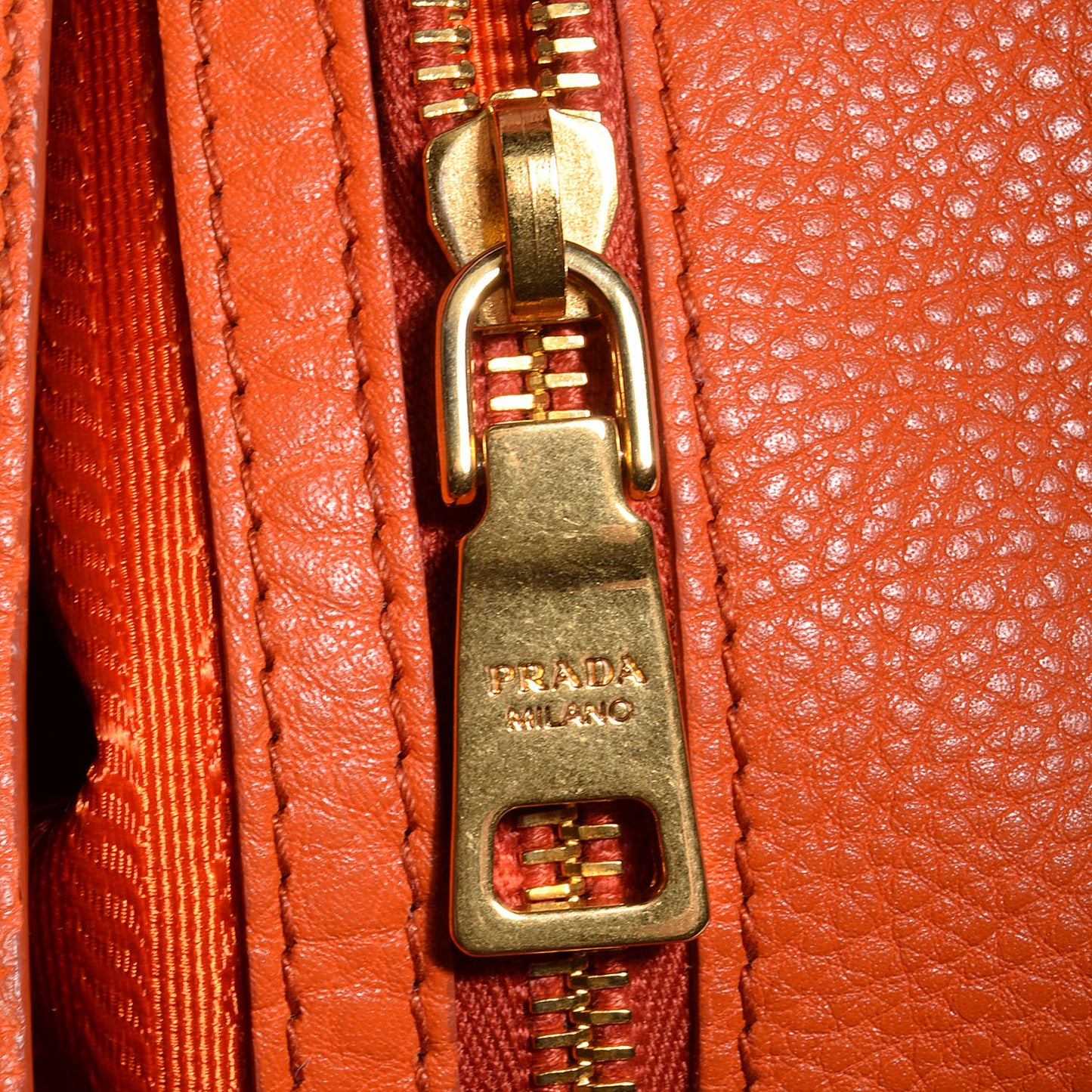 Vitello Daino Leather Large Hobo Papaya