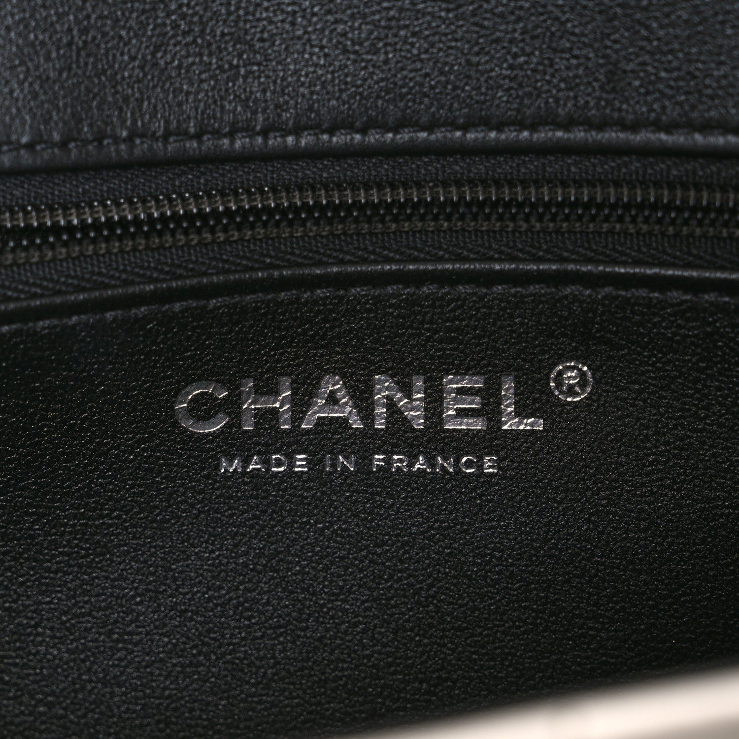 Chanel Lambskin Calfskin Small Chocolate Bar Flap Bag White Black 6 of 10