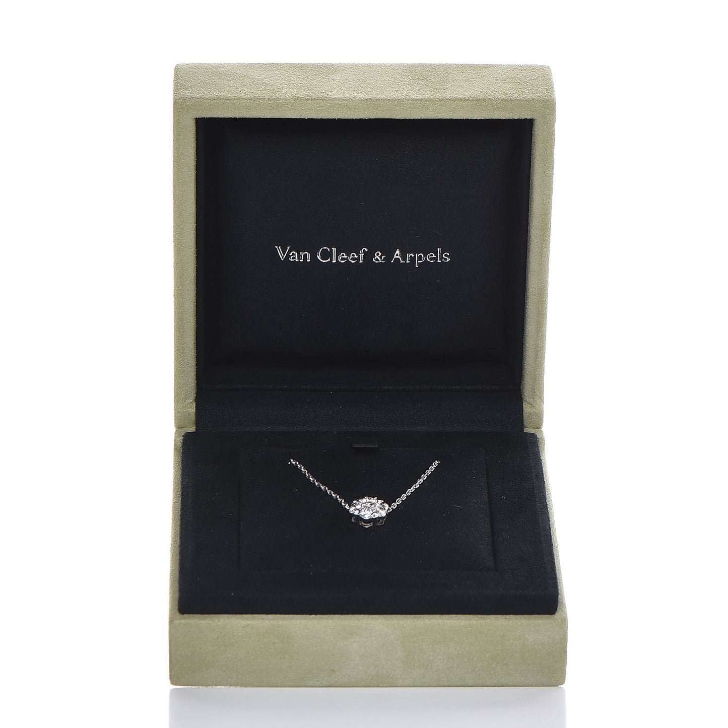 18K White Gold Diamond Large Fleurette Pendant Necklace
