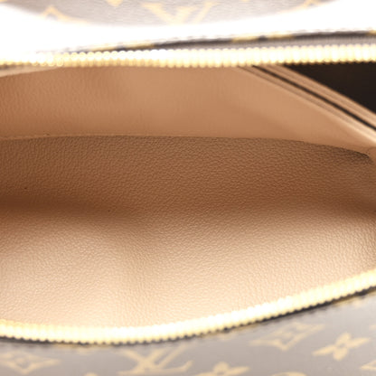 Louis Vuitton Monogram Toiletry Bag 6 of 8