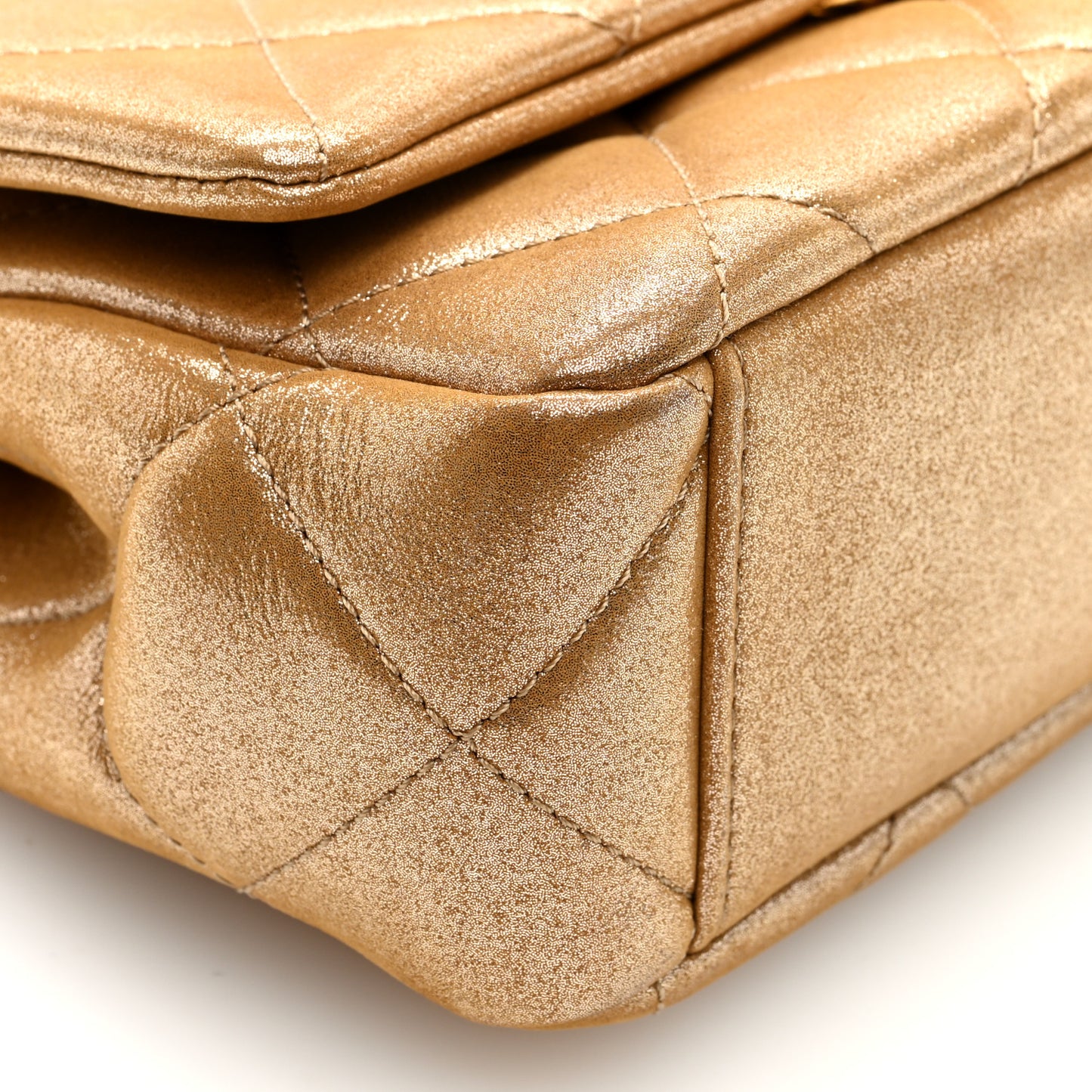 Metallic Lambskin Quilted Mini CC Crystal Logo Chain Flap Gold