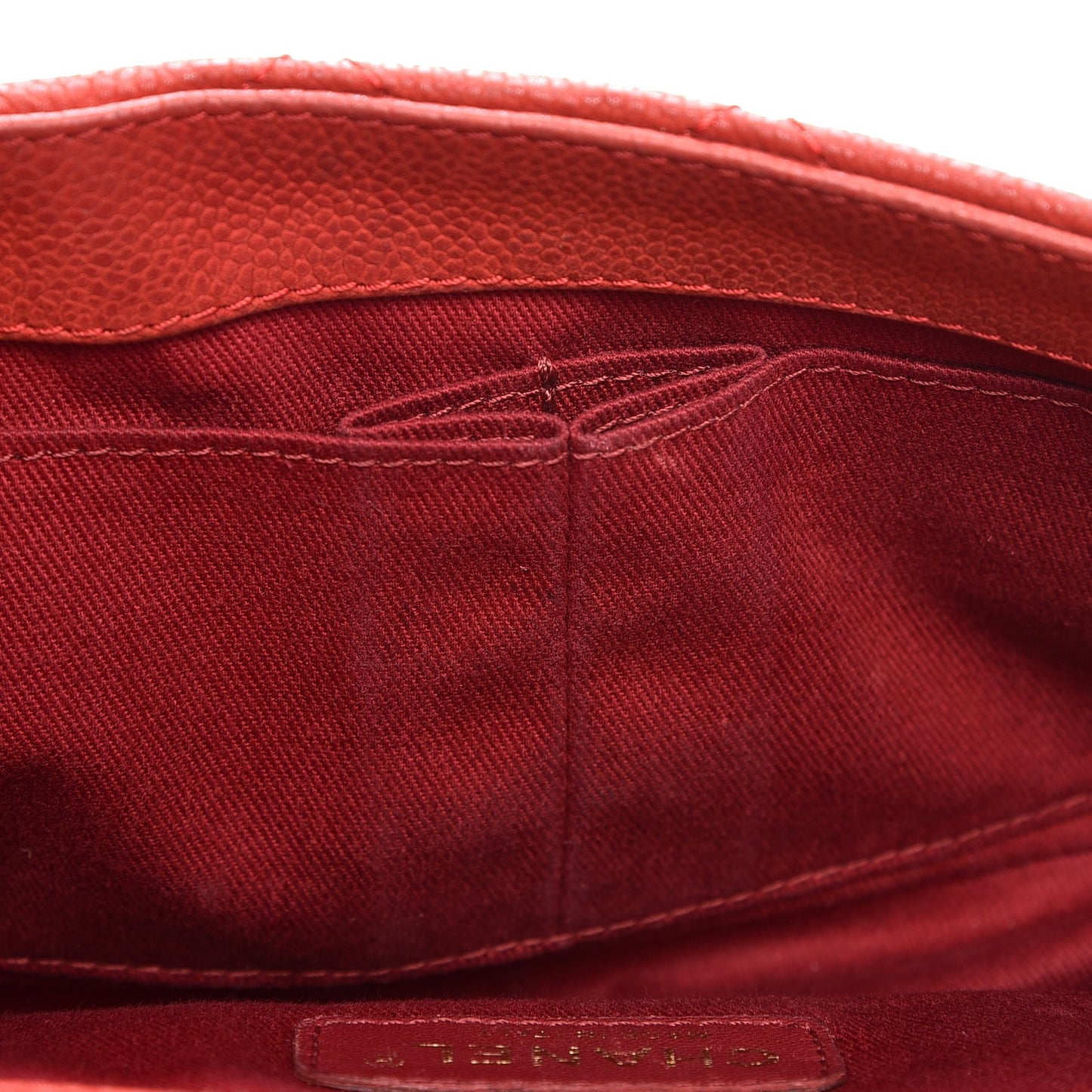 Iridescent Caviar Quilted Medium Chic Quilt Flap Red