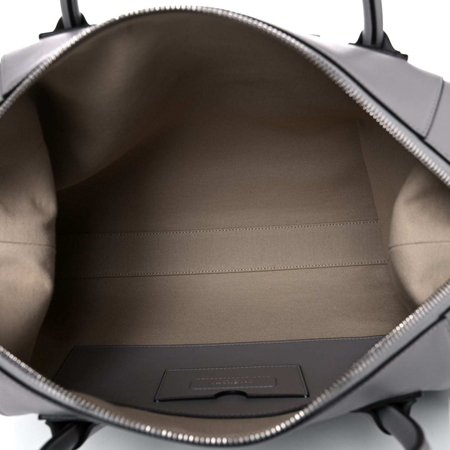 Soft Calfskin Medium Soft Antigona Pearl Grey