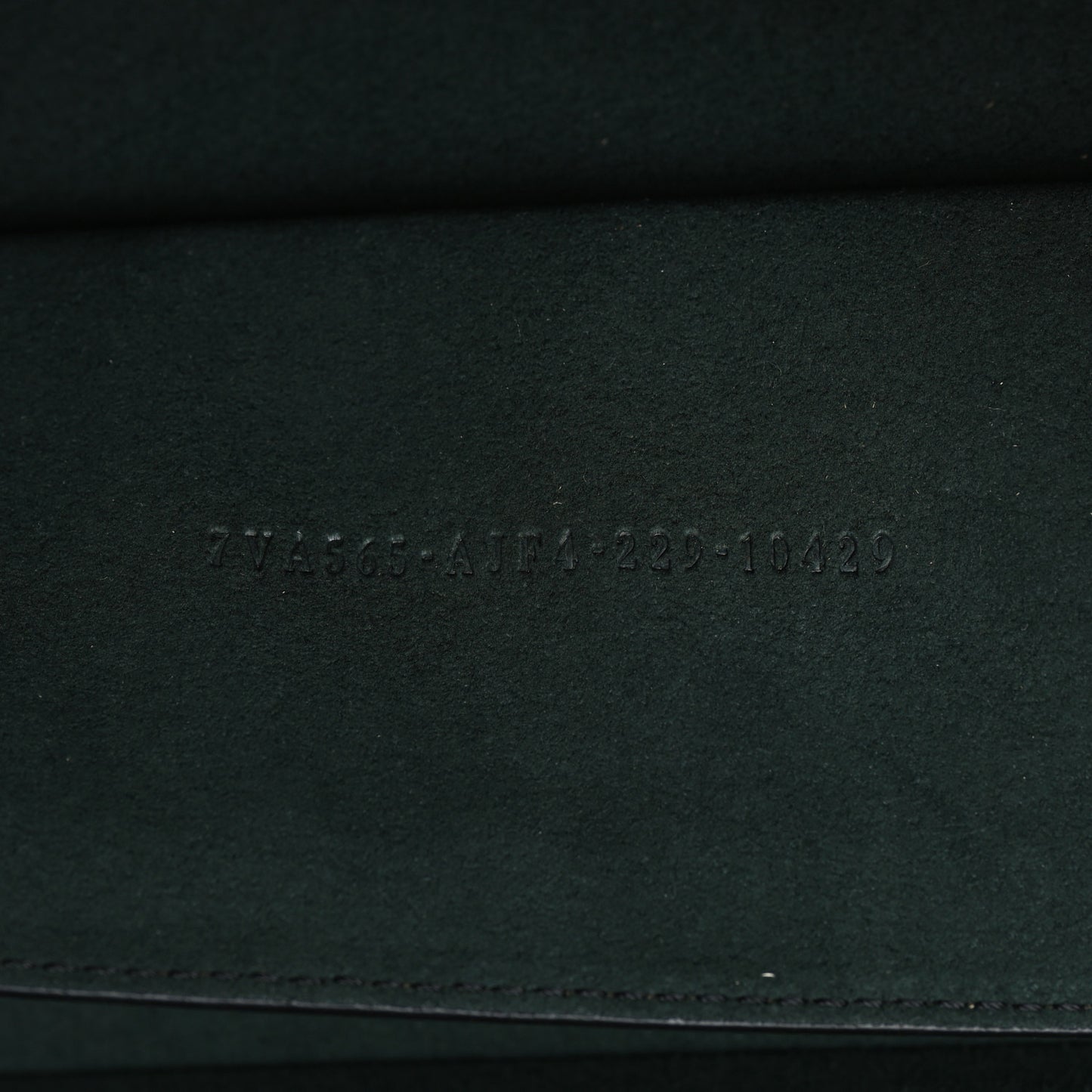 Vitello King FF Lines Embossed Baguette Soft Trunk Black