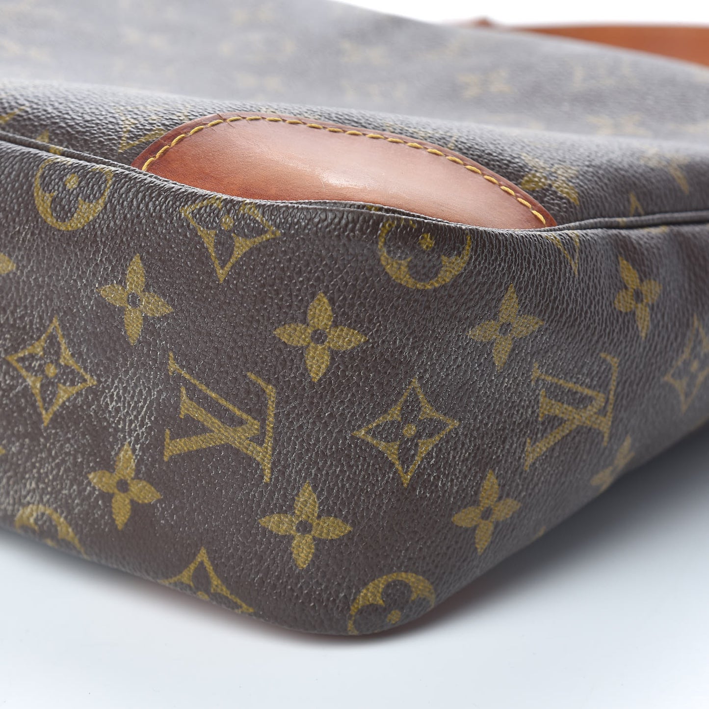 Monogram Boulogne 30
