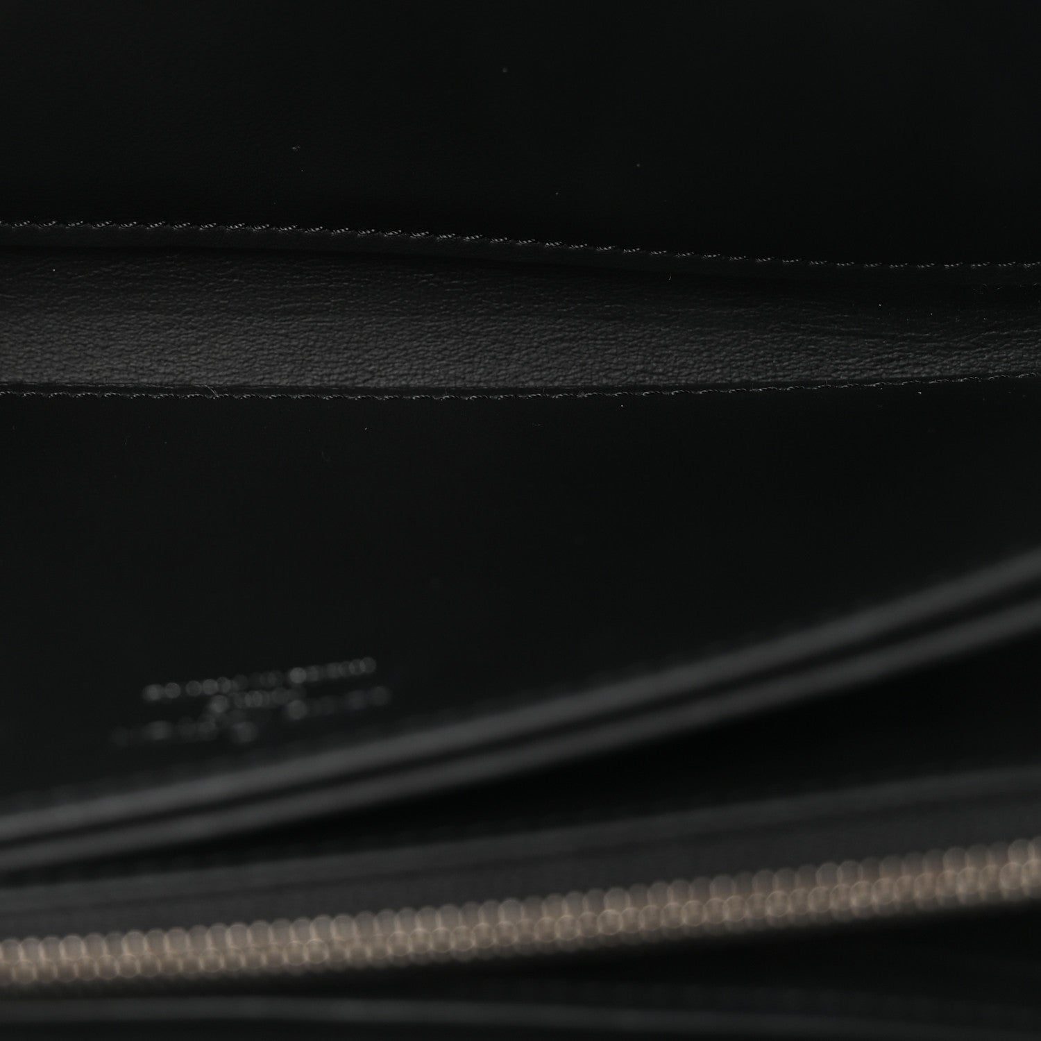 Louis Vuitton Mahina Zippy Wallet NM Black 1841307 – FASHIONPHILE