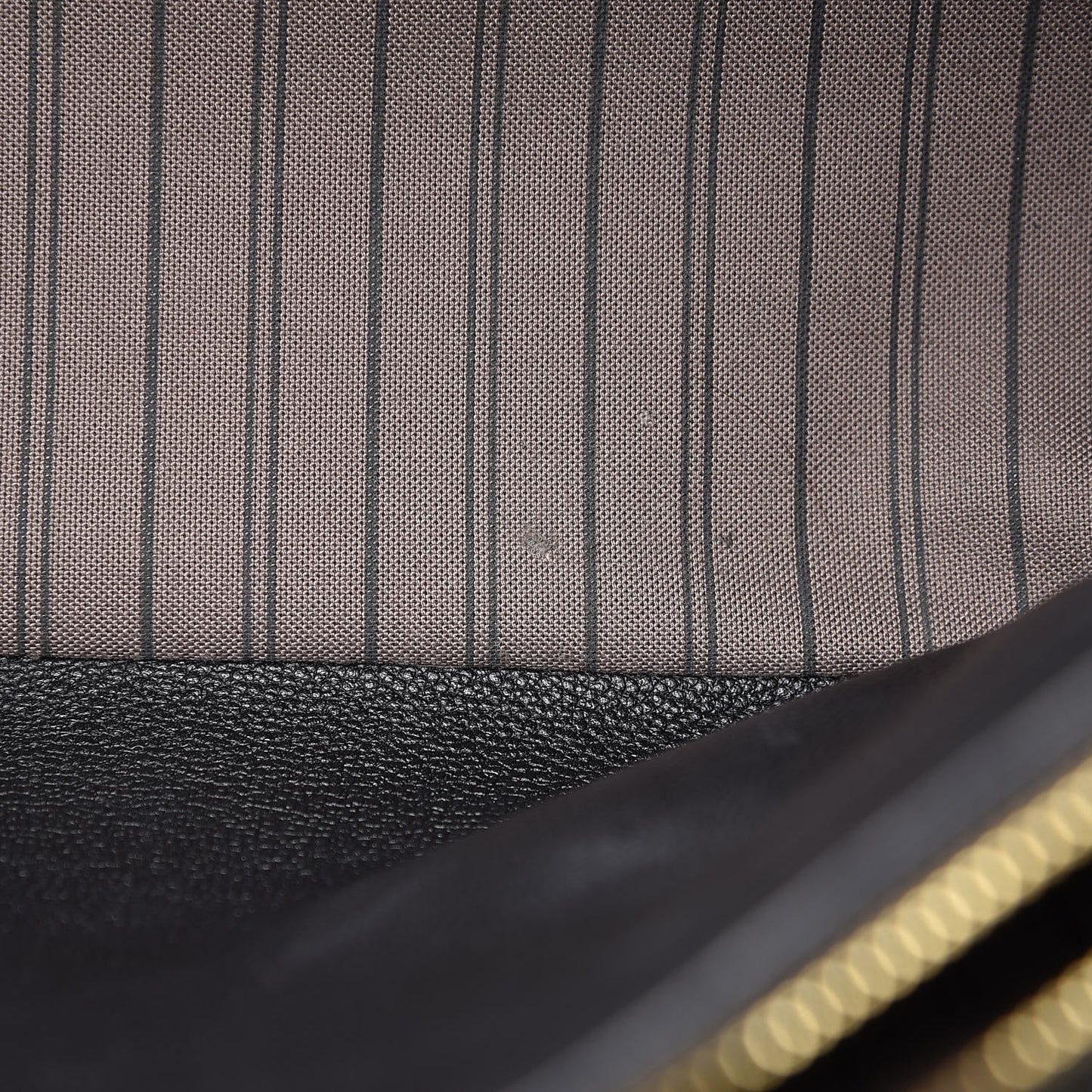 Empreinte Montaigne GM Black