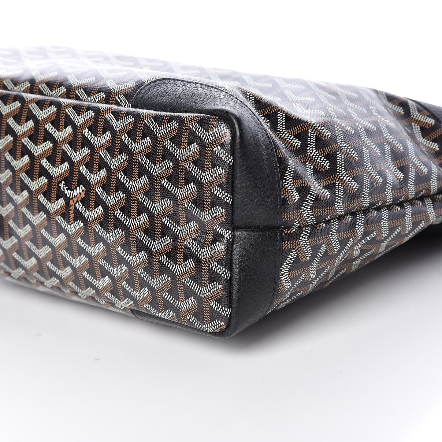 Goyardine Grenadines Hobo Black