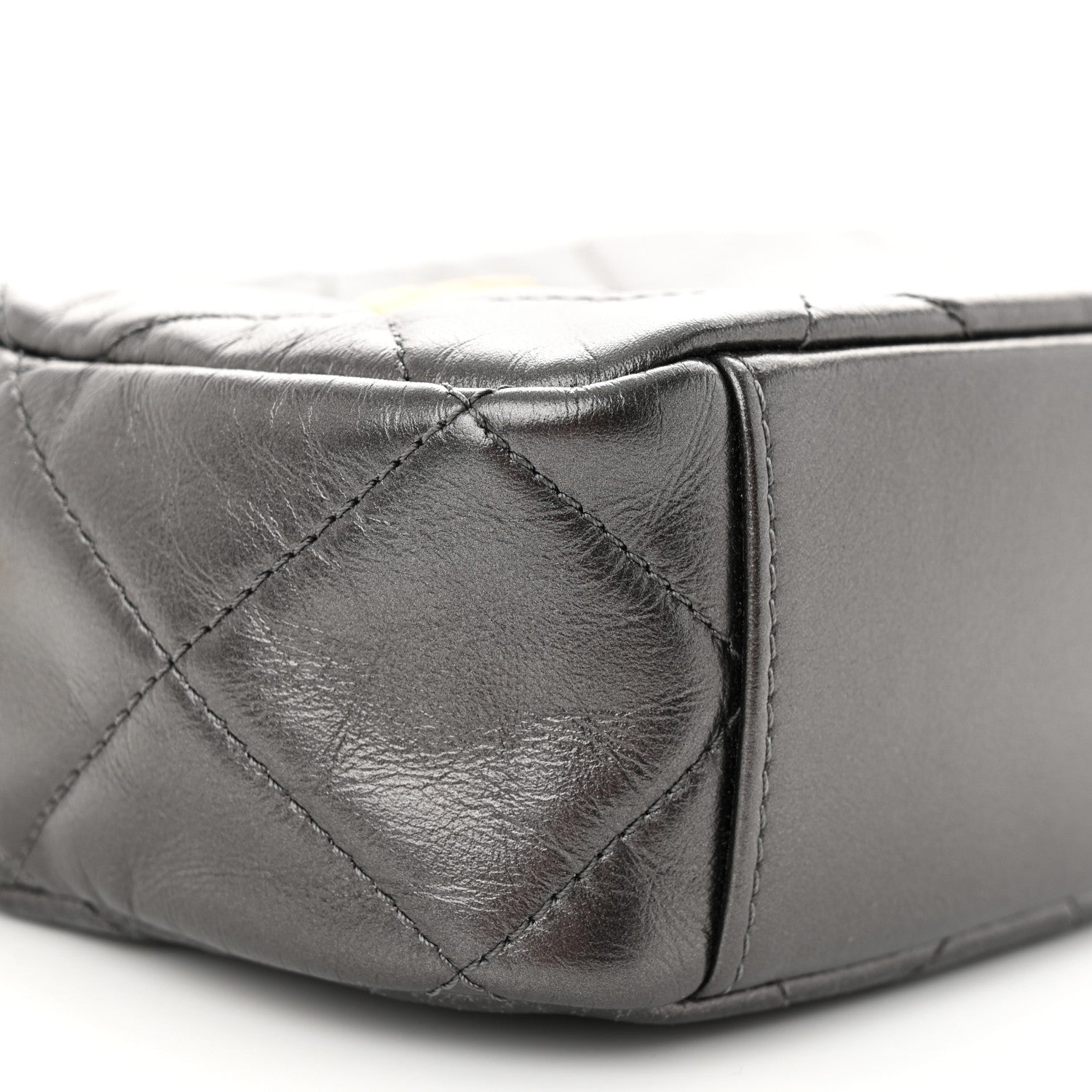 Chanel Metallic Calfskin Pearl Quilted CC Mini Camera Case Ruthenium 9 of 11