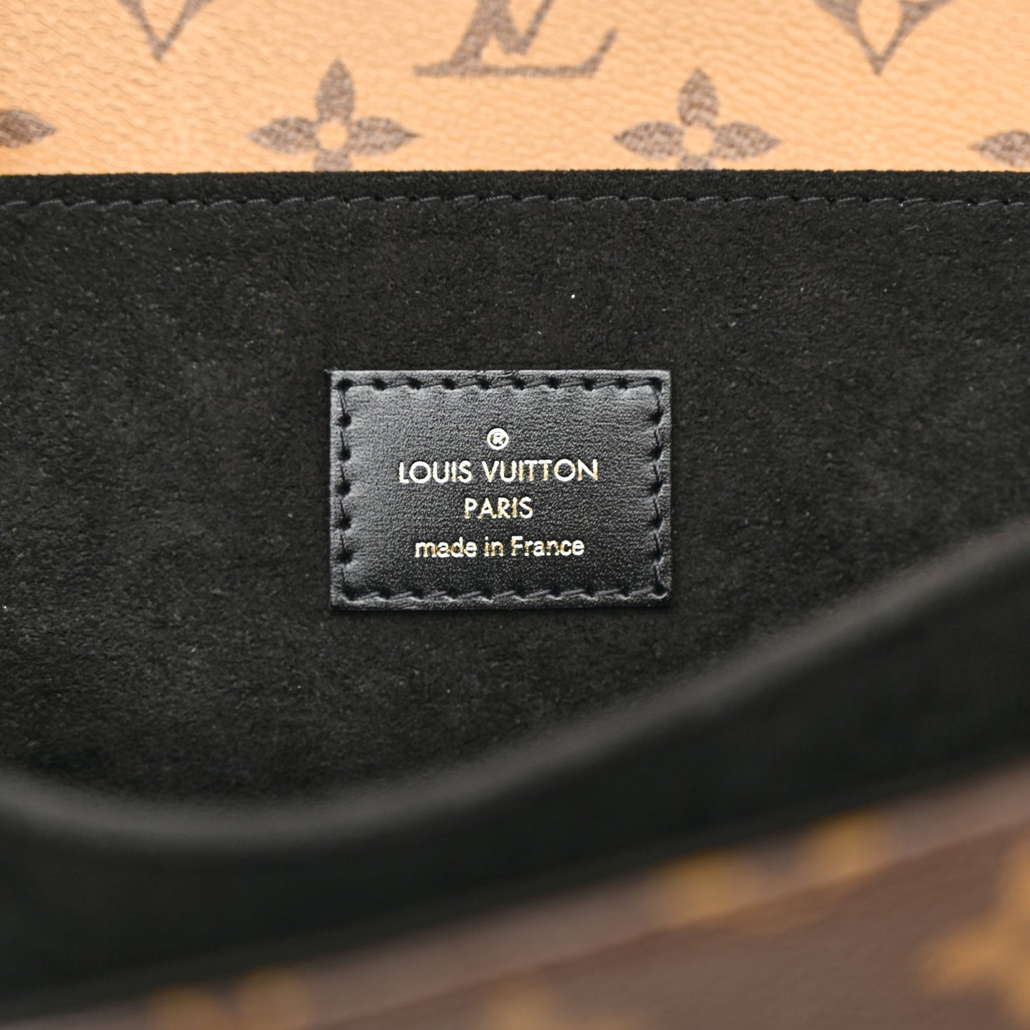 Reverse Monogram Pochette Metis