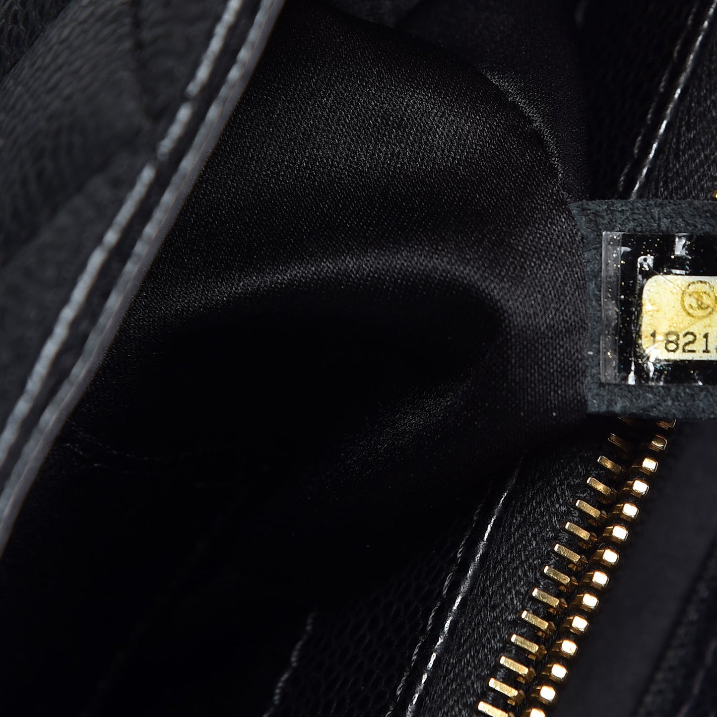 Caviar Quilted Grand Shopping Tote GST Black