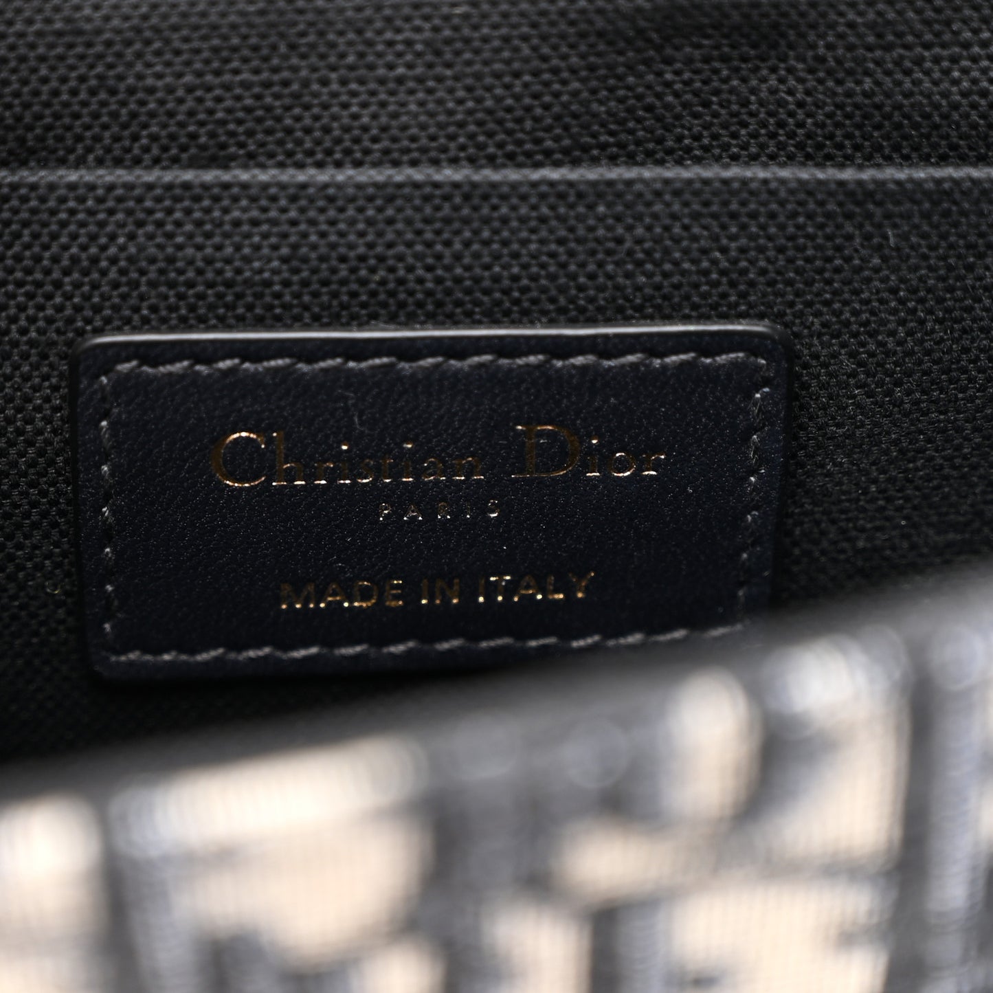 Oblique 30 Montaigne Box Bag Blue