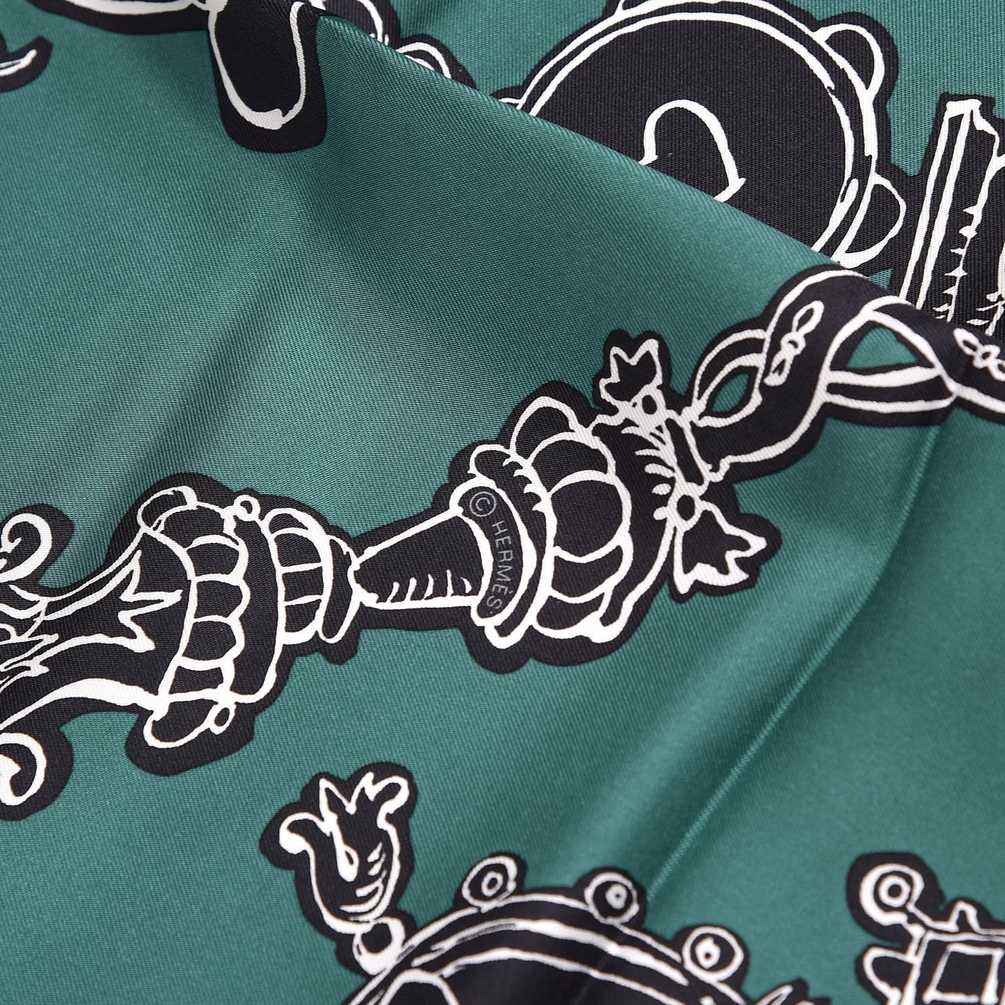 Silk Serio Ludere Scarf 90 Vert Black White