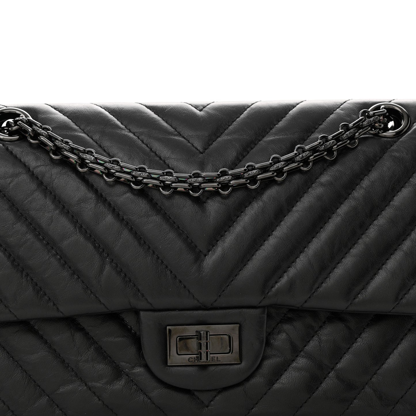 Aged Calfskin Chevron Quilted 2.55 Reissue 225 Flap So Black