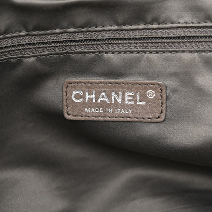 Chanel Calfskin Modern Chain Rhodoid East West Tote Black 6 of 18