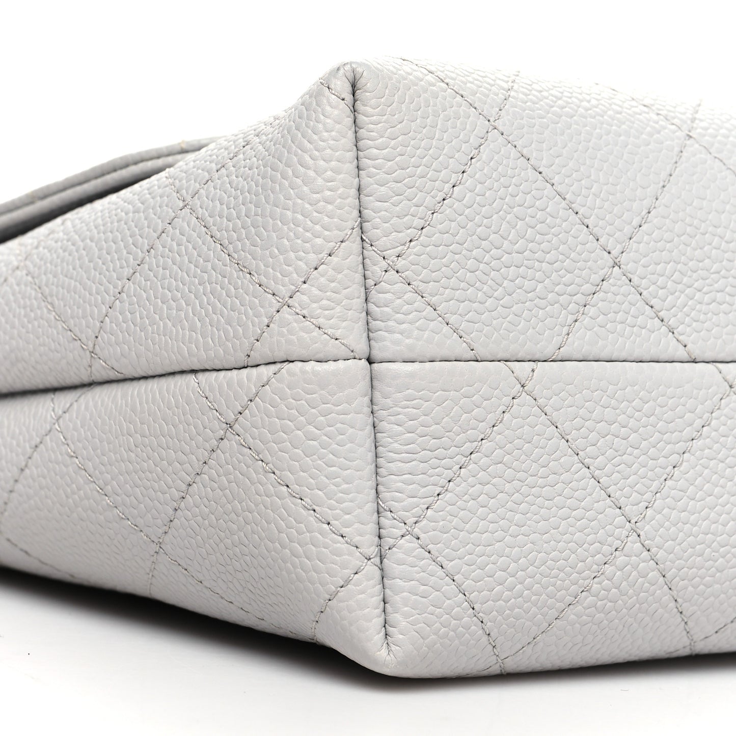 Caviar Quilted City Walk Flap Light Grey
