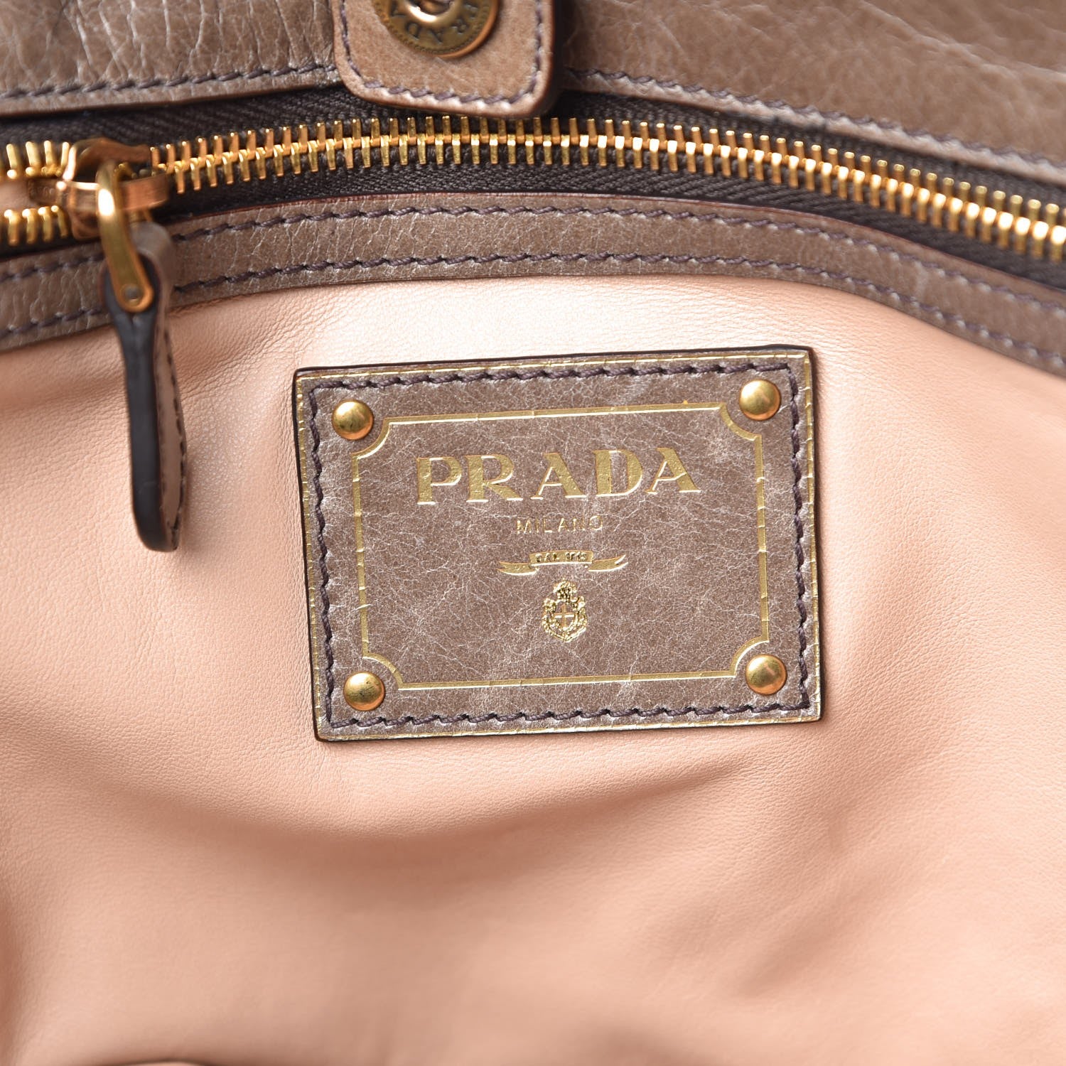 Prada Vitello Shine Chain Tote Argilla 6 of 8