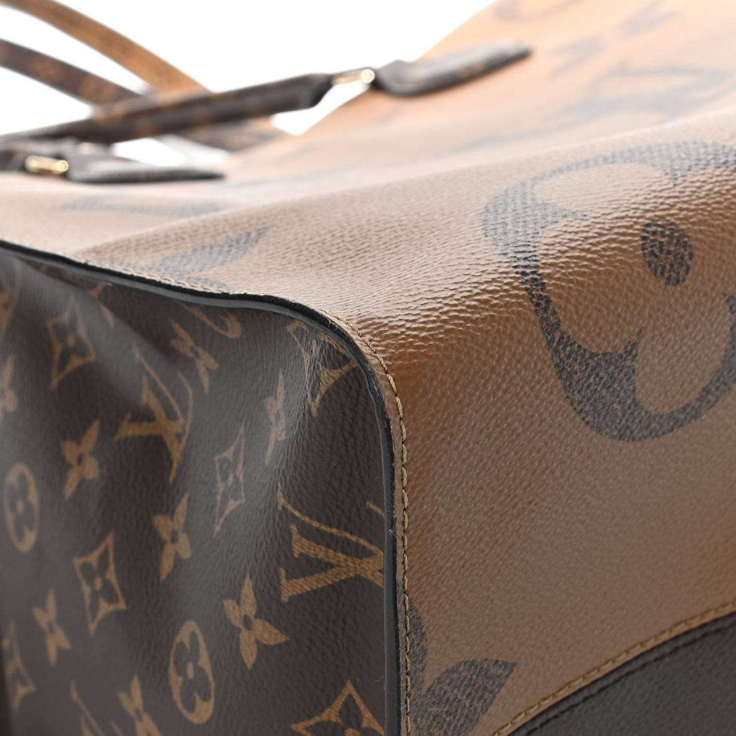 Reverse Monogram Giant Onthego GM