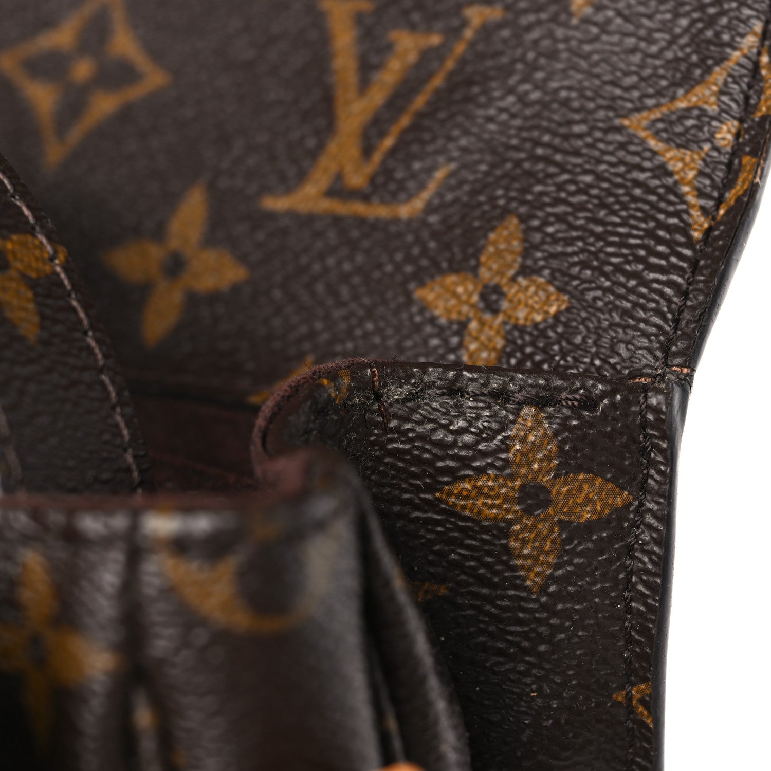 Louis Vuitton Monogram Pochette Metis 12 of 12