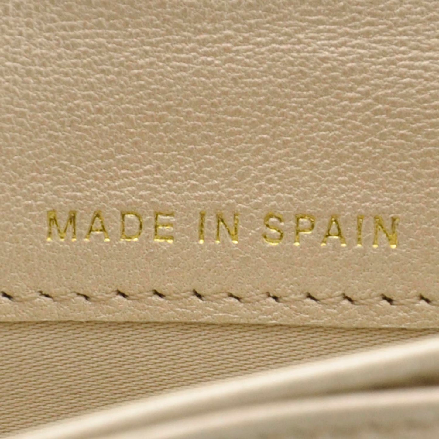 Lambskin Camellia Yen Wallet Green