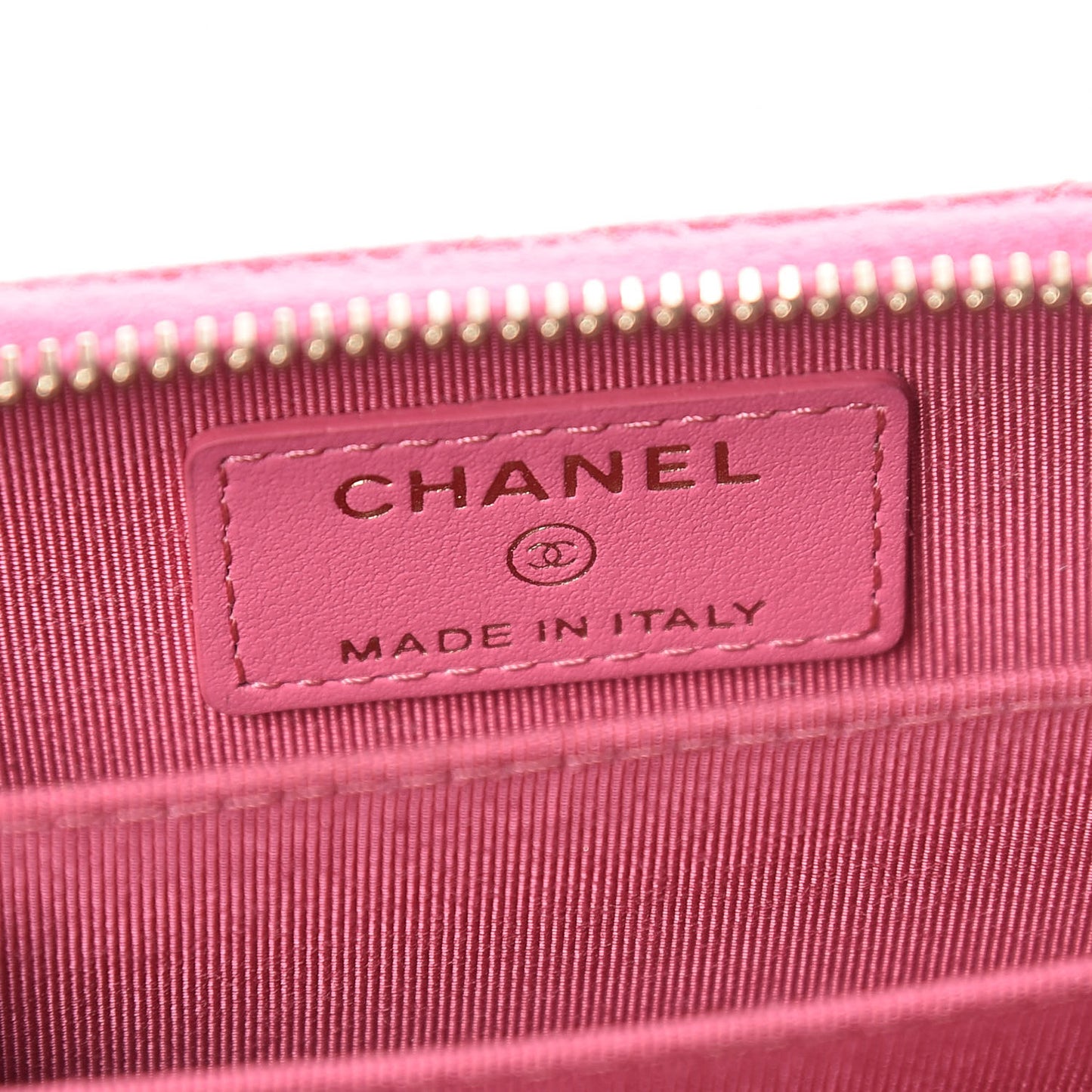 Caviar Quilted Zip Coin Purse Pink