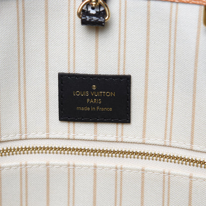 Louis Vuitton Monogram Giant Jungle Onthego GM Ivory 6 of 11