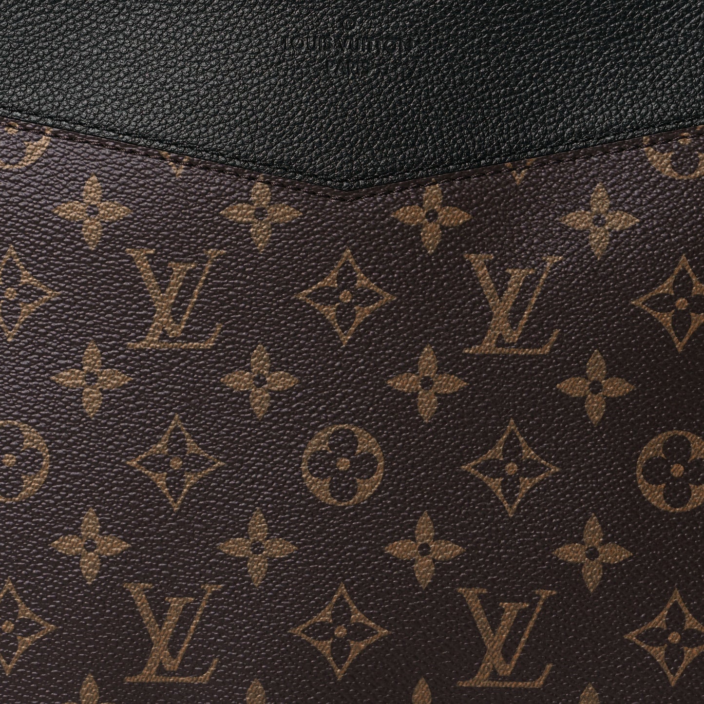 Monogram Daily Pouch Black