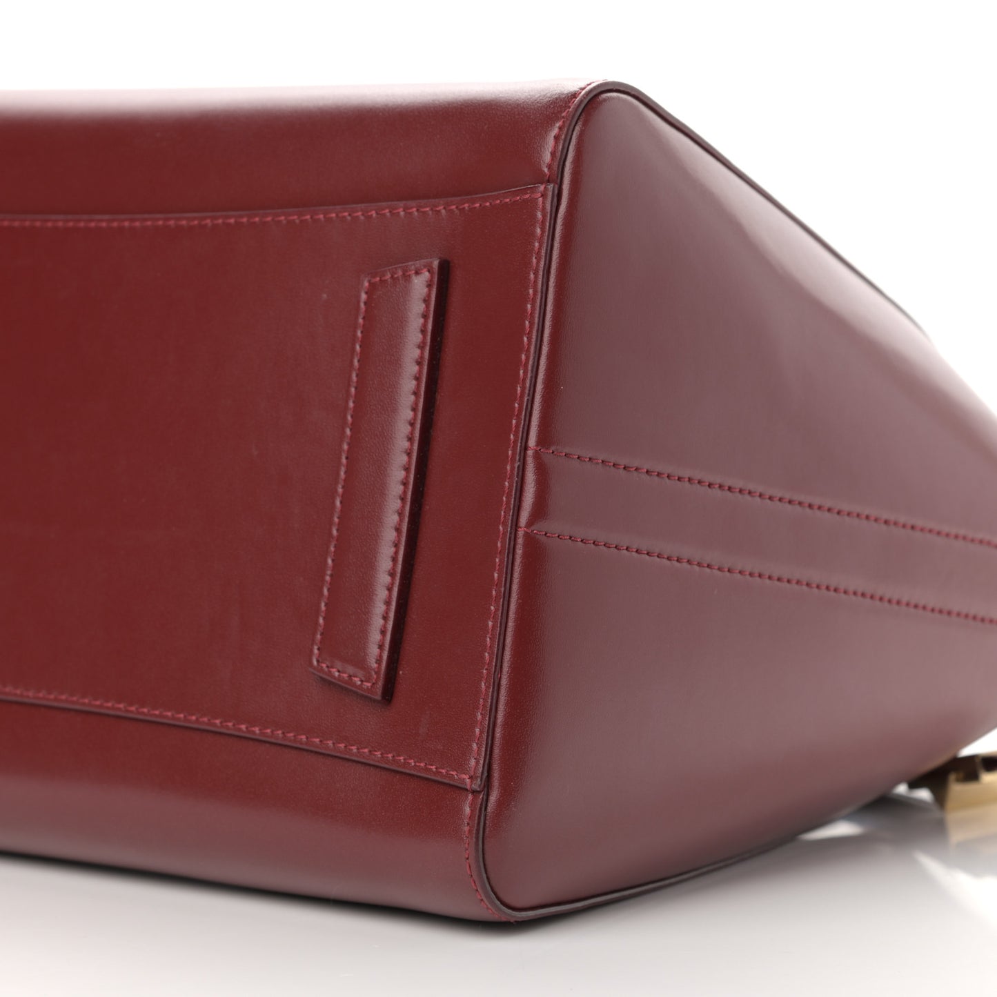 Shiny Lord Calfskin Medium Antigona Burgundy