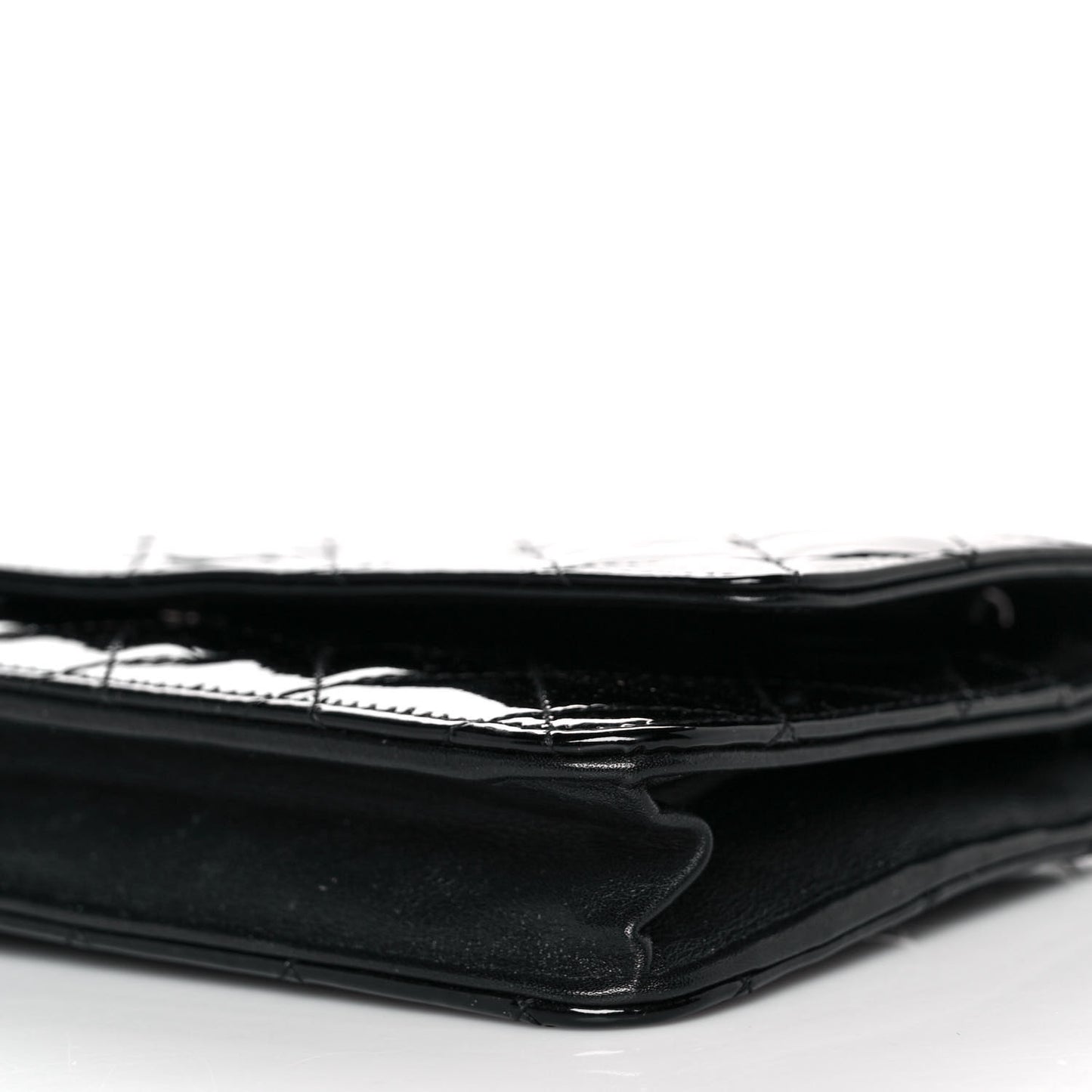 Patent Quilted Wallet On Chain WOC Black