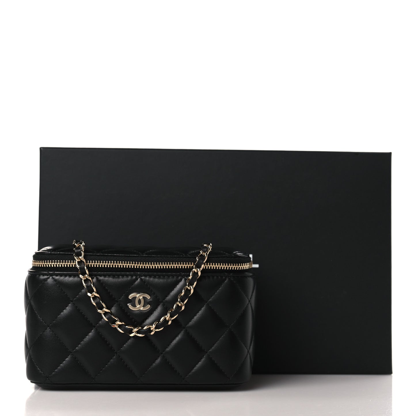 Lambskin Quilted Small Vanity Case With Chain Black