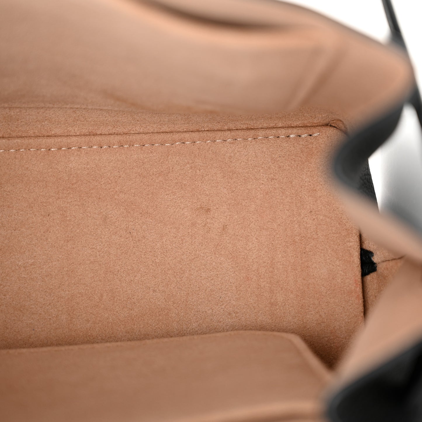 Soft Calfskin Lockme Ever Black