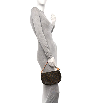 Louis Vuitton Monogram Pochette Accessories 2 of 10