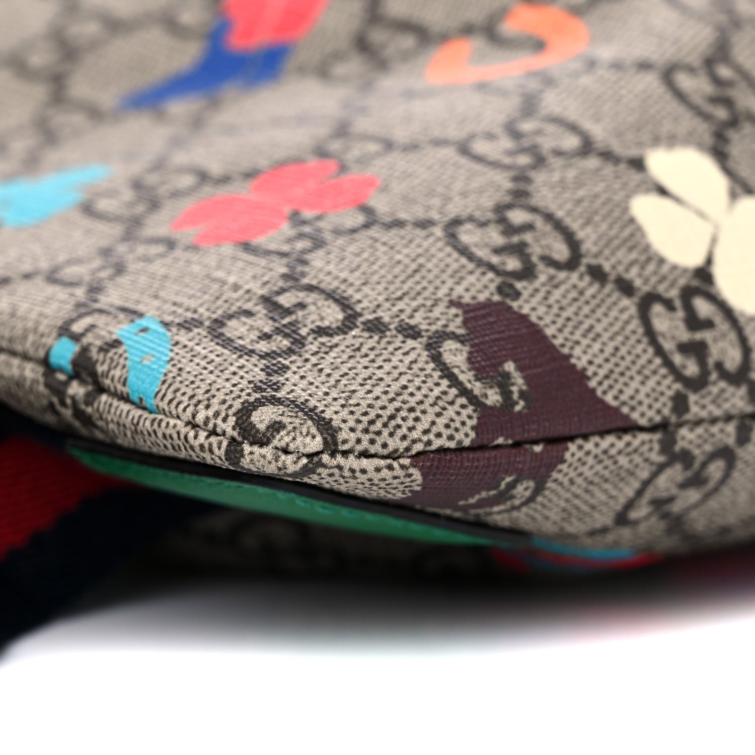Gucci Soft GG Supreme Monogram Ranch Childrens Drawstring Backpack Beige Ebony Multicolor New Shamarock Crop 9 of 10