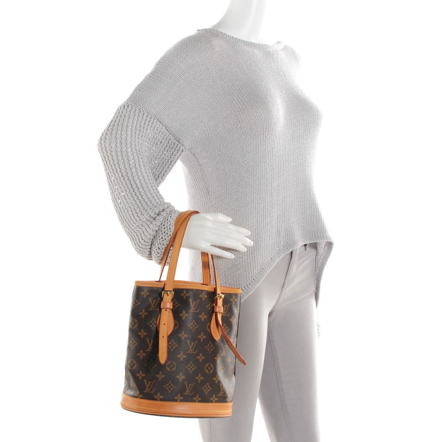 Monogram Petit Bucket 23