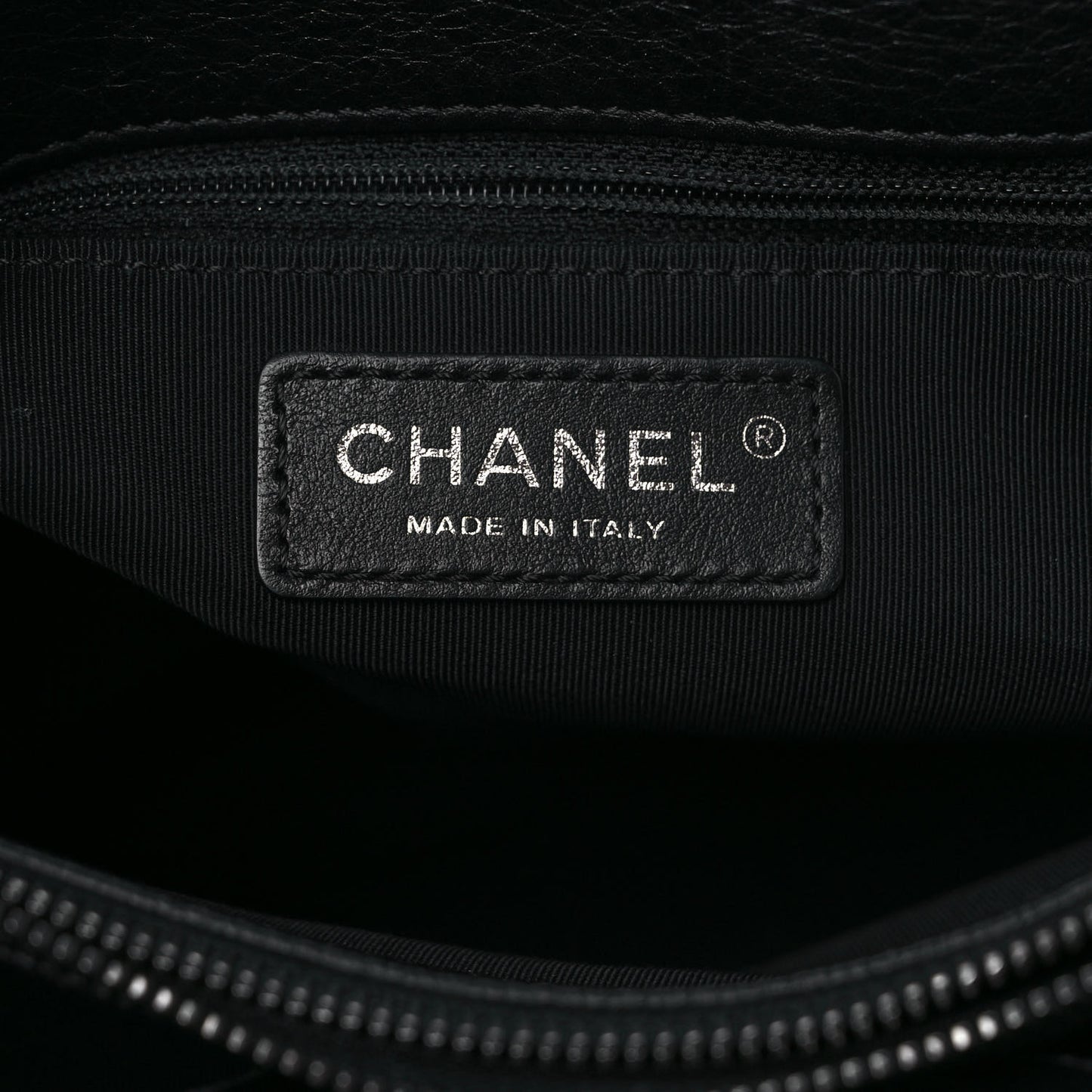 Metallic Grained Calfskin Quilted Large Casual Pocket Tote Black