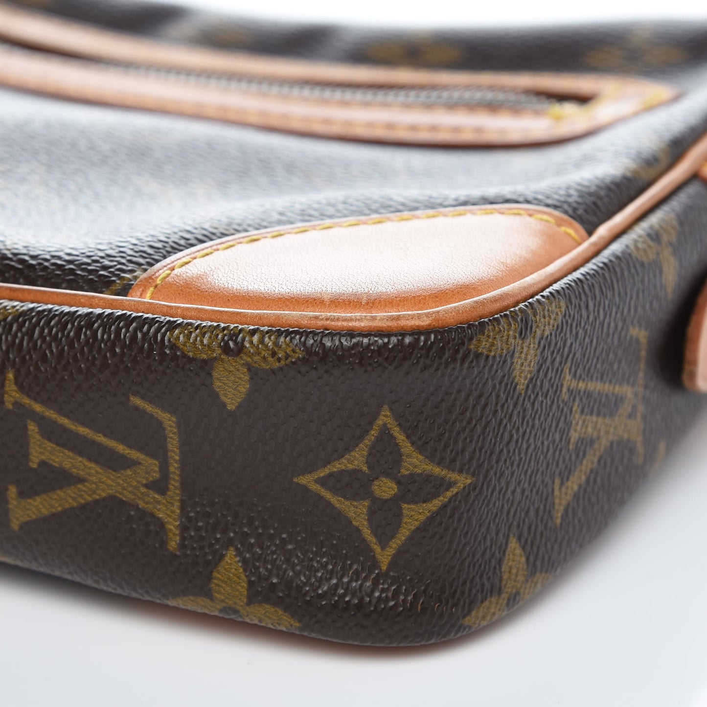 Monogram Pochette Marly Dragonne 26