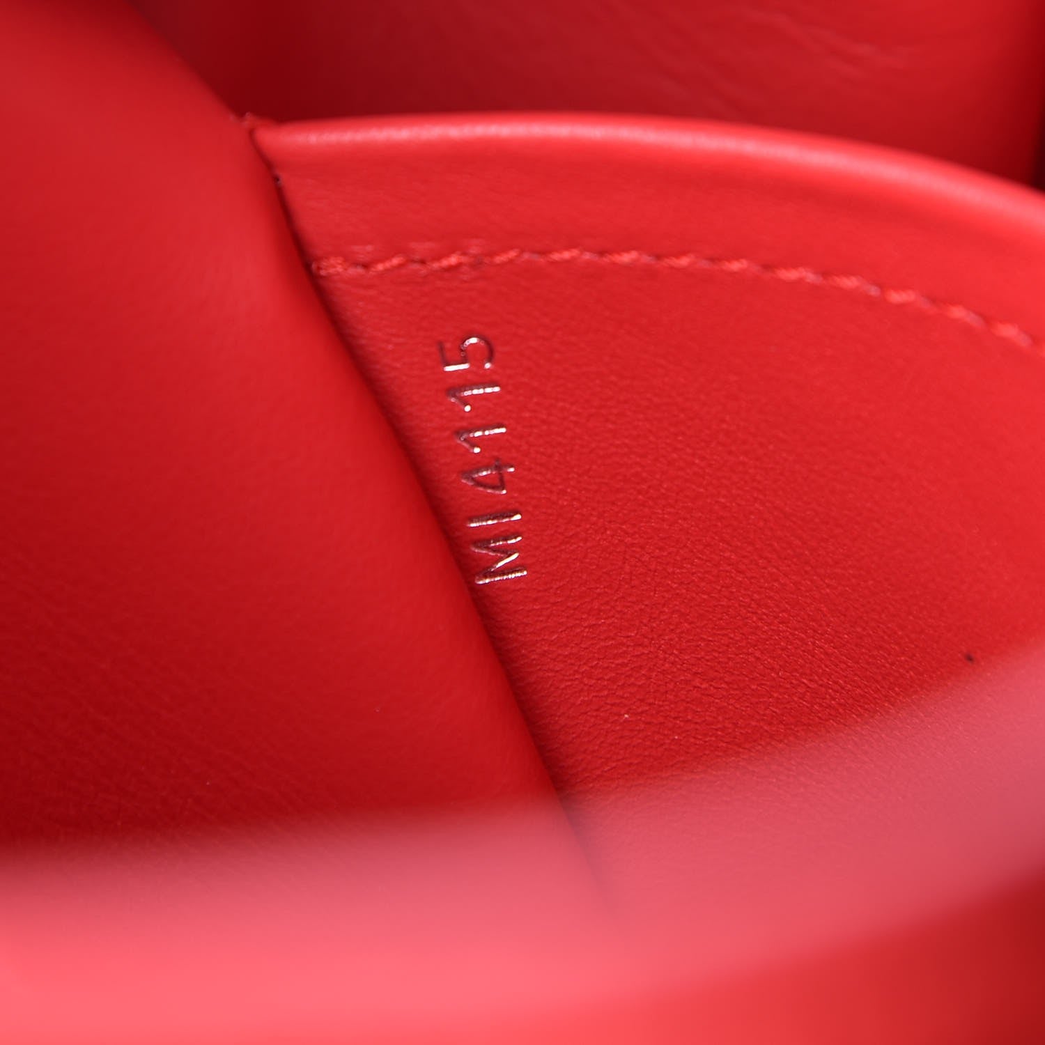 Louis Vuitton Taurillon Python Capucines MM Rubis 7 of 7