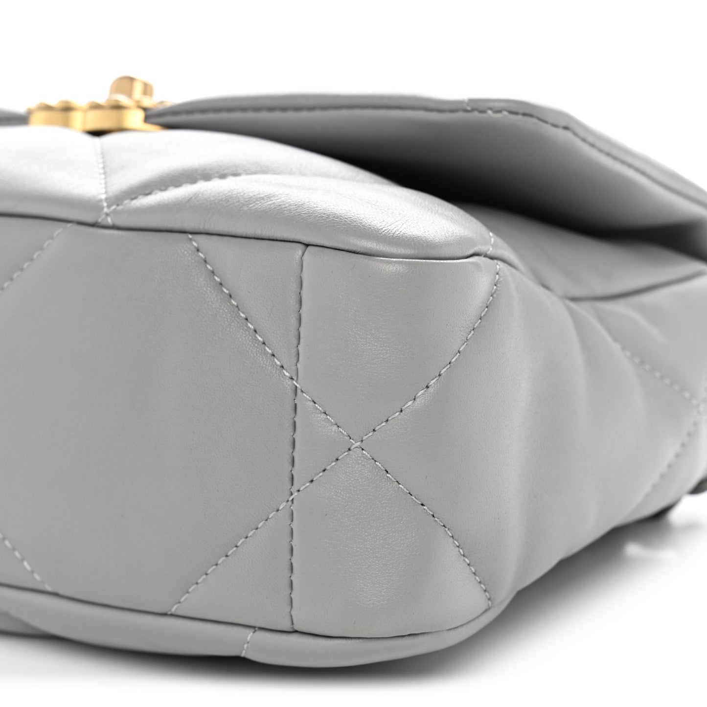 Lambskin Quilted Medium Chanel 19 Flap Grey