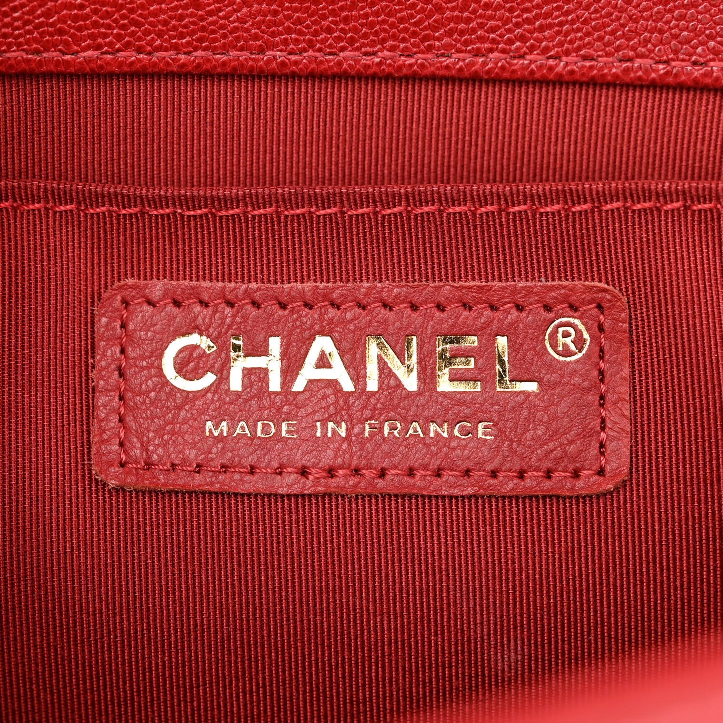 Caviar Quilted Medium Boy Flap Red