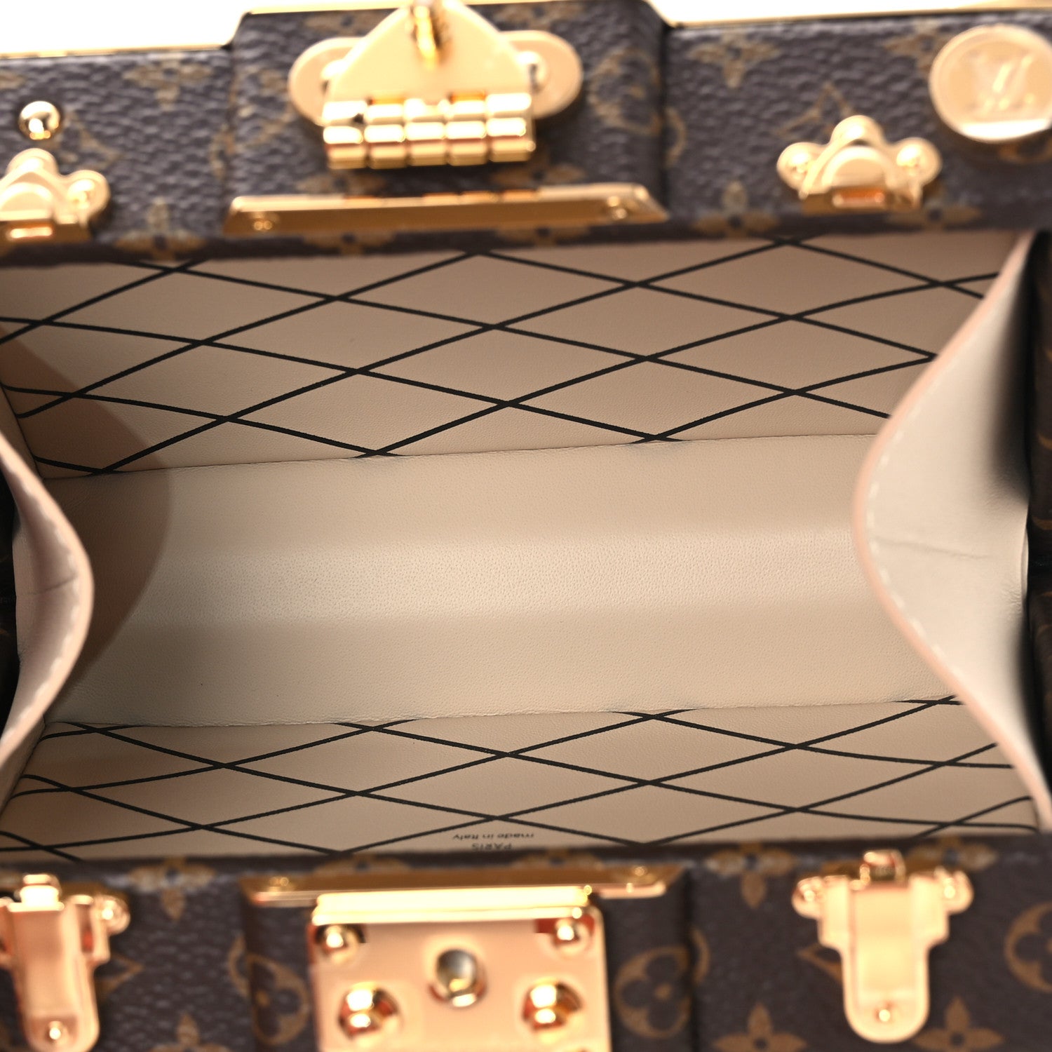 Louis Vuitton Monogram Pic Trunk 9 of 20
