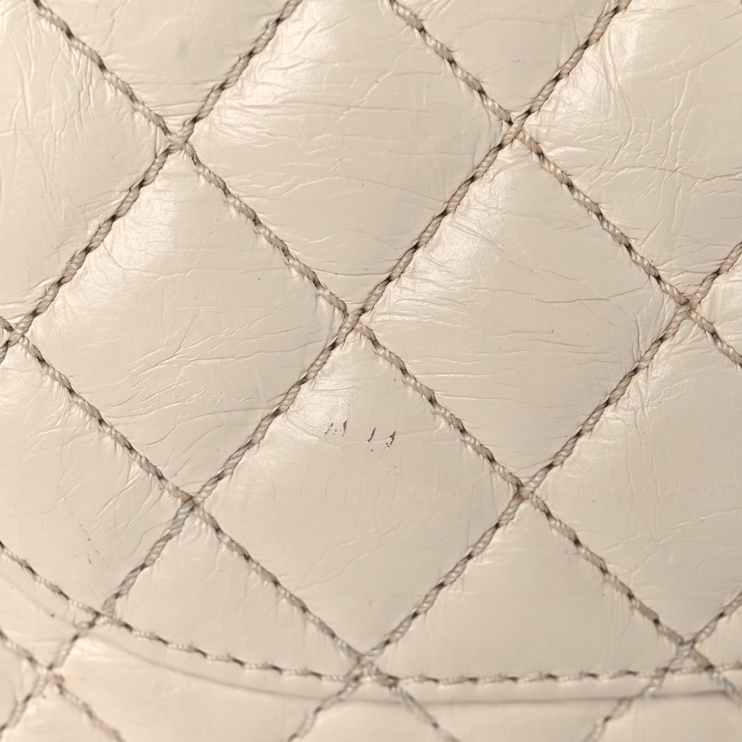 Chanel Aged Calfskin Quilted 2.55 Reissue 225 Flap White 22 of 22
