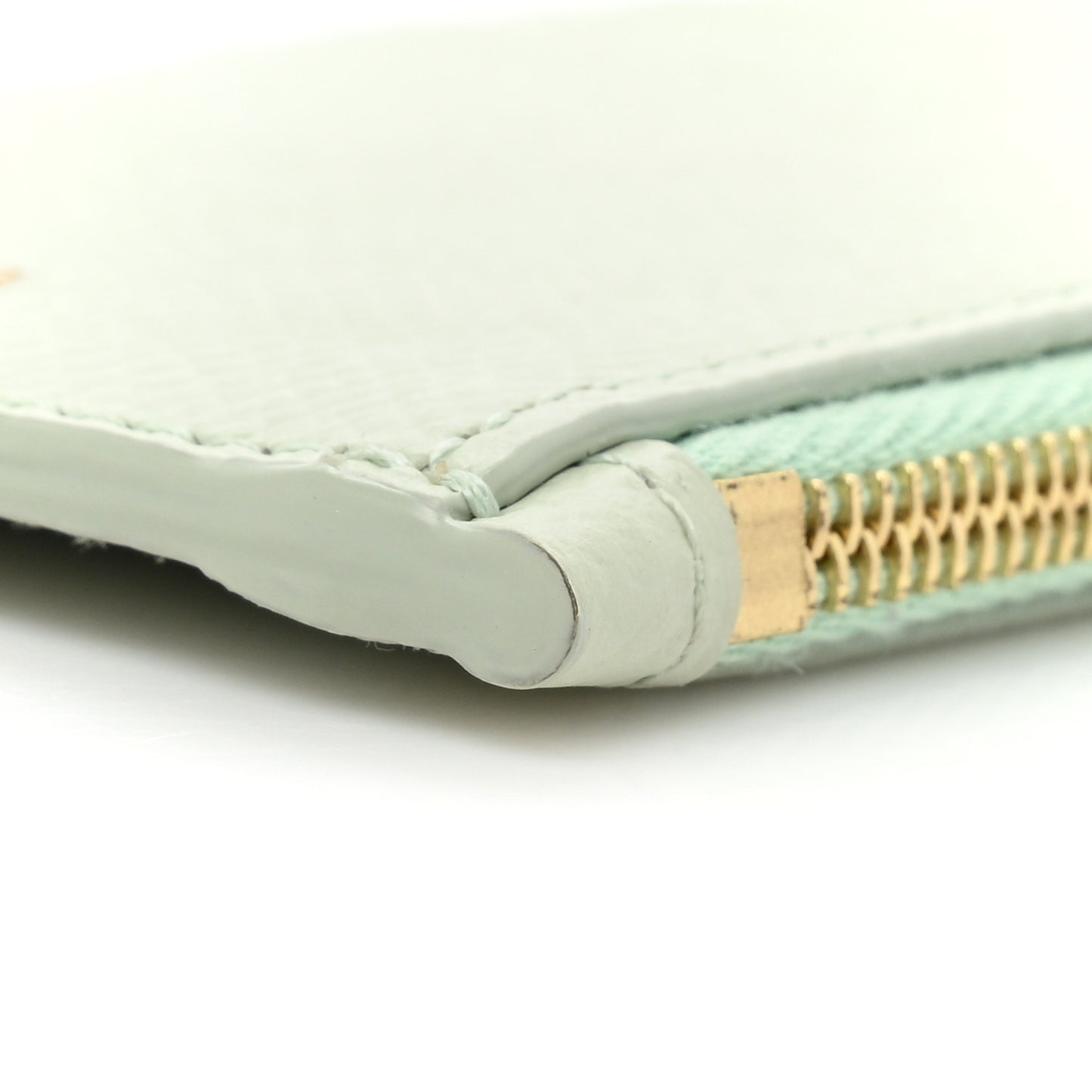 Grained Calfskin Zipped Card Holder Vert D'eau