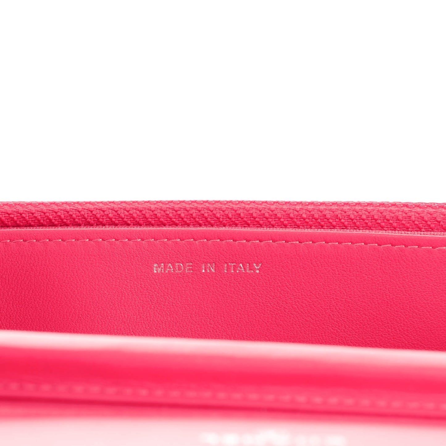 Patent Quilted Wallet On Chain WOC Pink