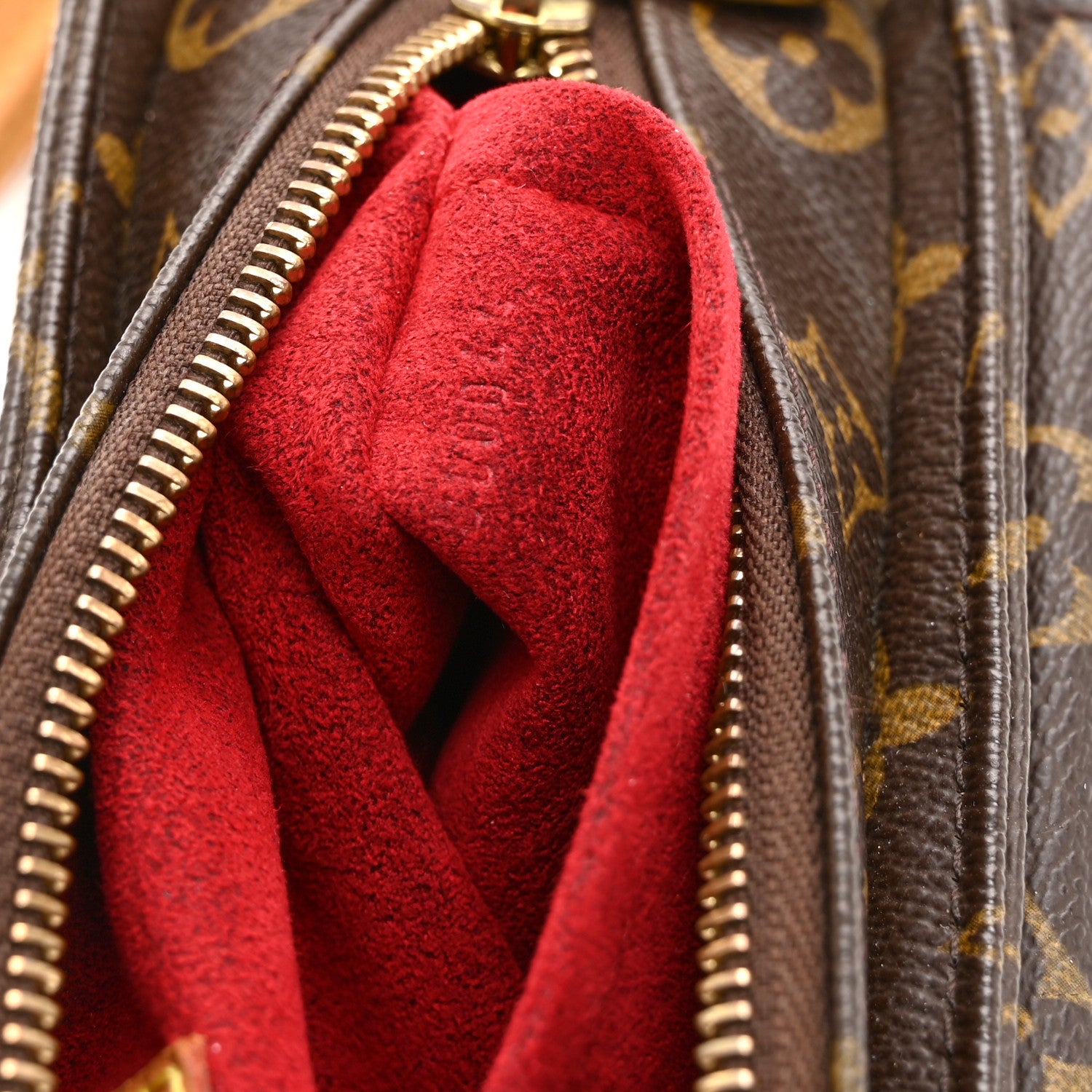 Louis Vuitton Monogram Viva-Cite MM 7 of 10