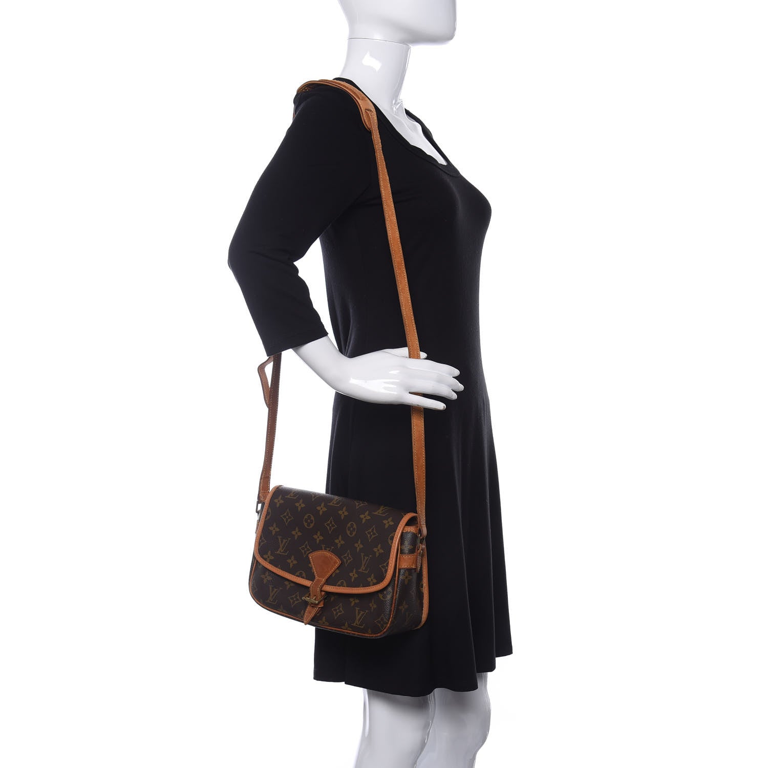 Louis Vuitton Monogram Sologne 2 of 9